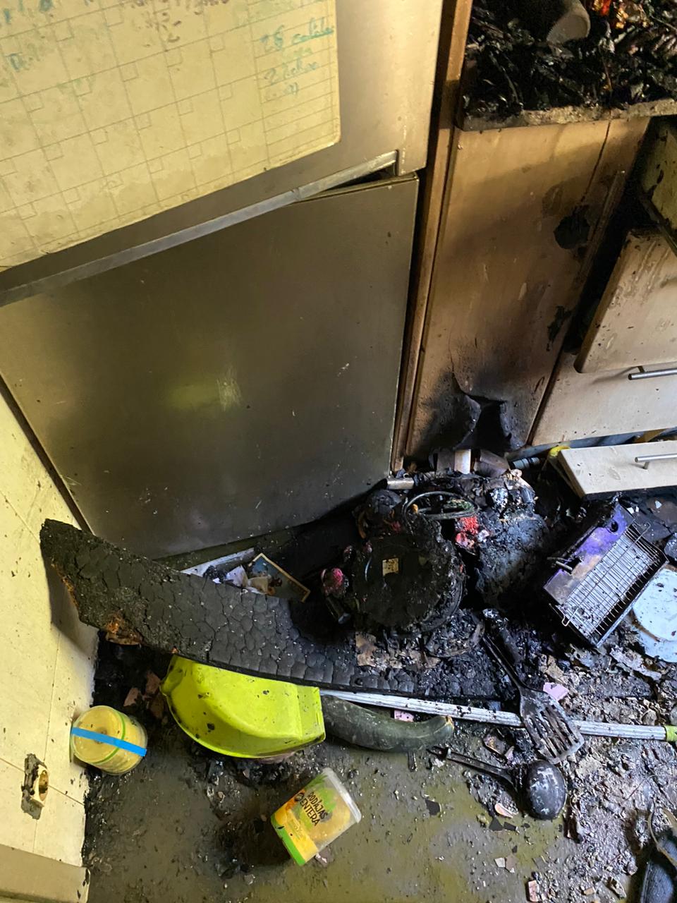 Estat en què va quedar la cuina, l'estança més afectada.