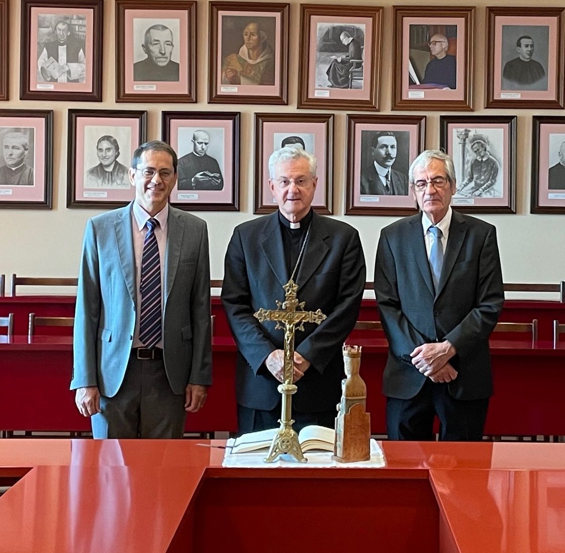 Eduard Ibáñez, Joan-Enric Vives i Josep Maria Mauri. Eduard Ibáñez, Joan-Enric Vives i Josep Maria Mauri.