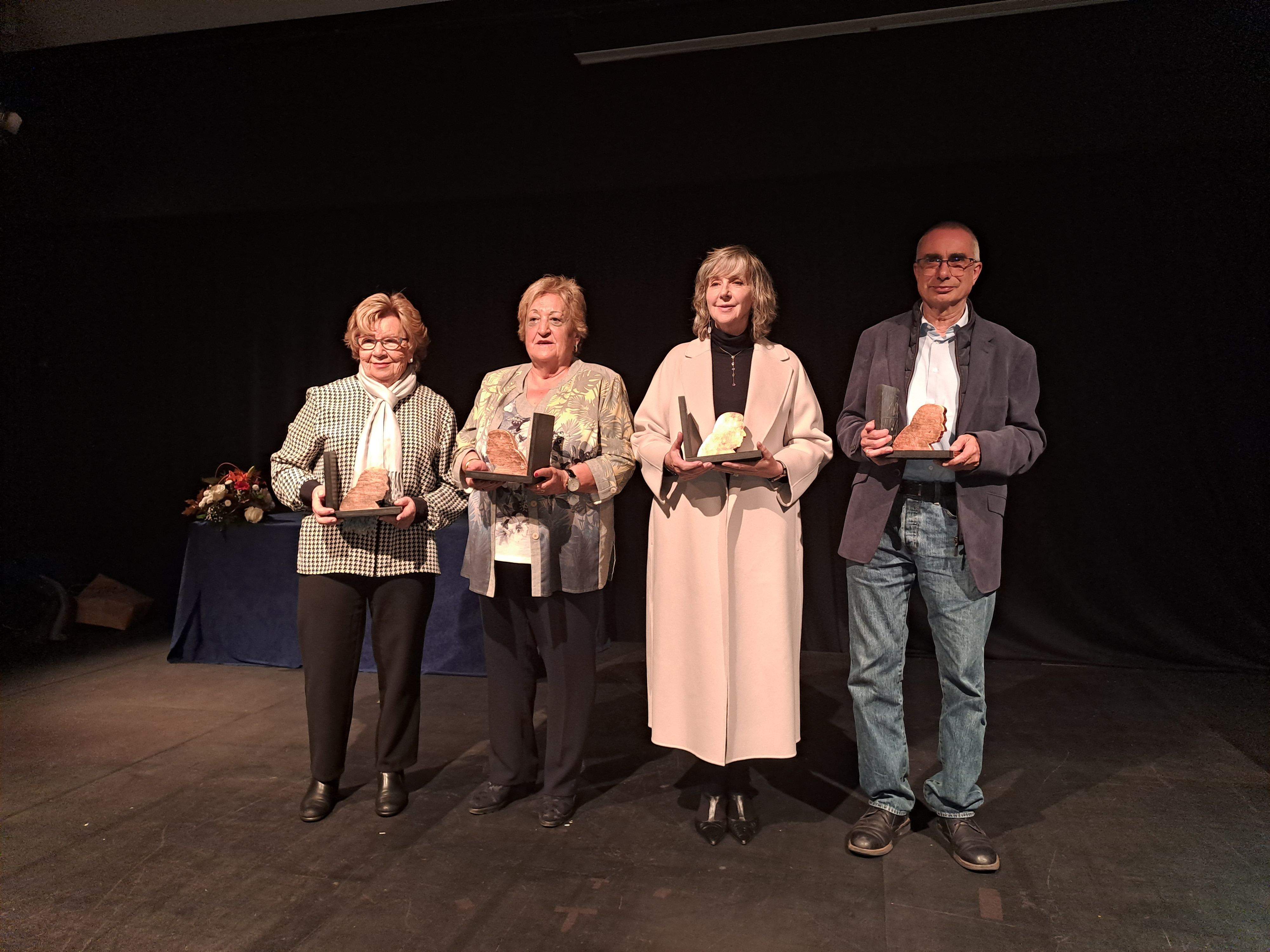 Els quatre guardonats durant la primera edició dels premis Pere Canturri.