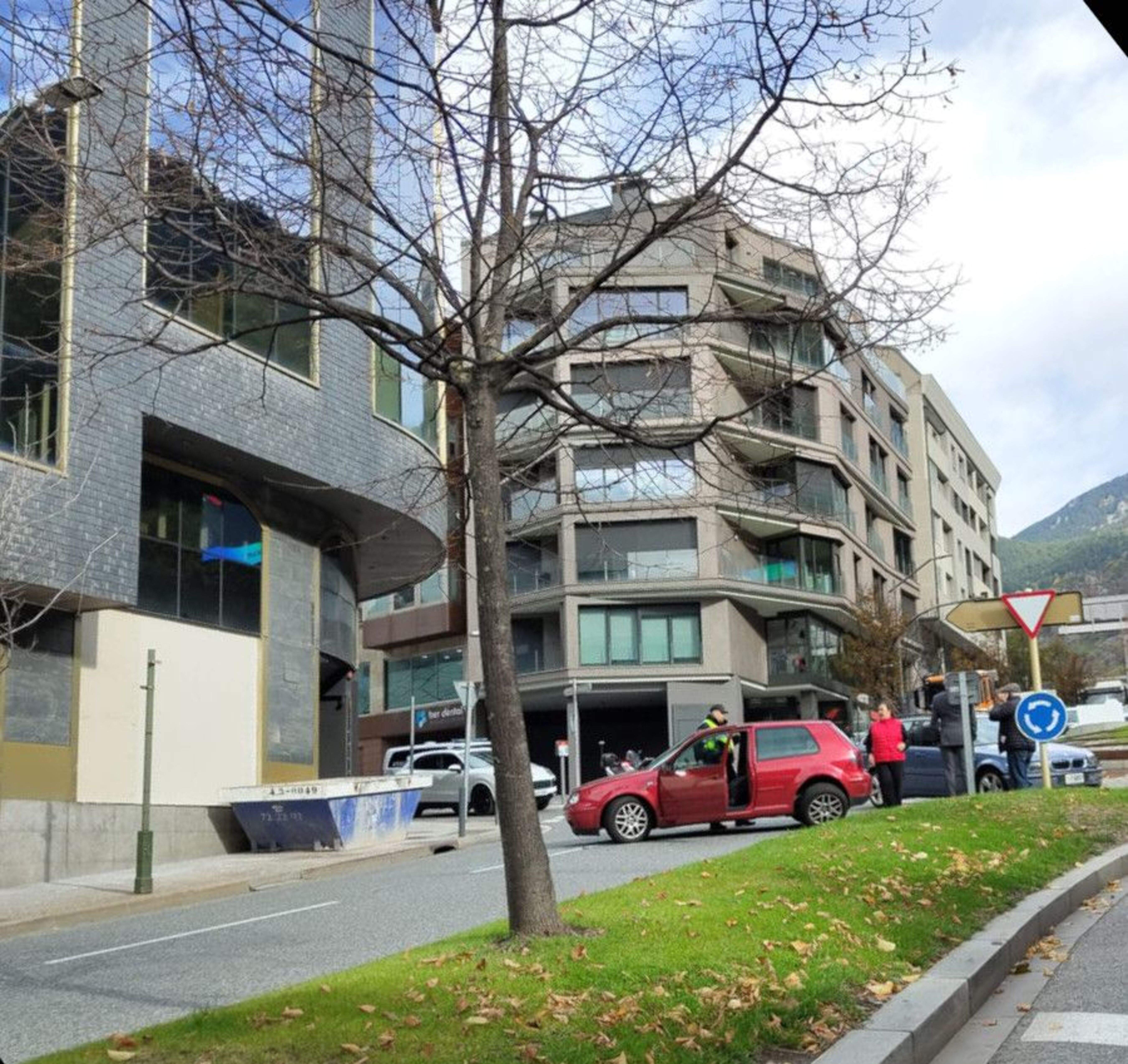 Els dos cotxes implicats en l'accident.