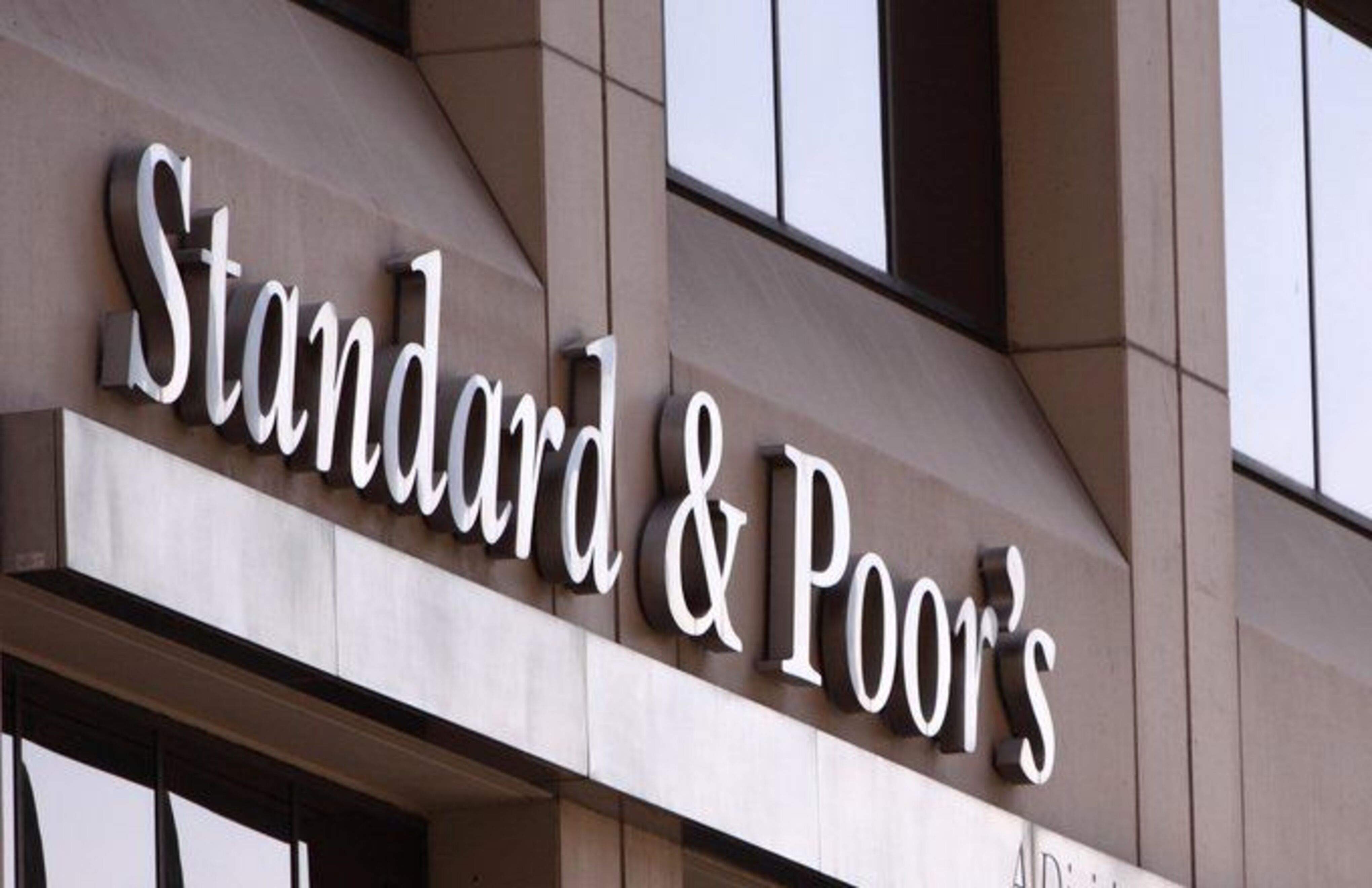 Standard & Poor's ha emès aquesta nit un nou informe.