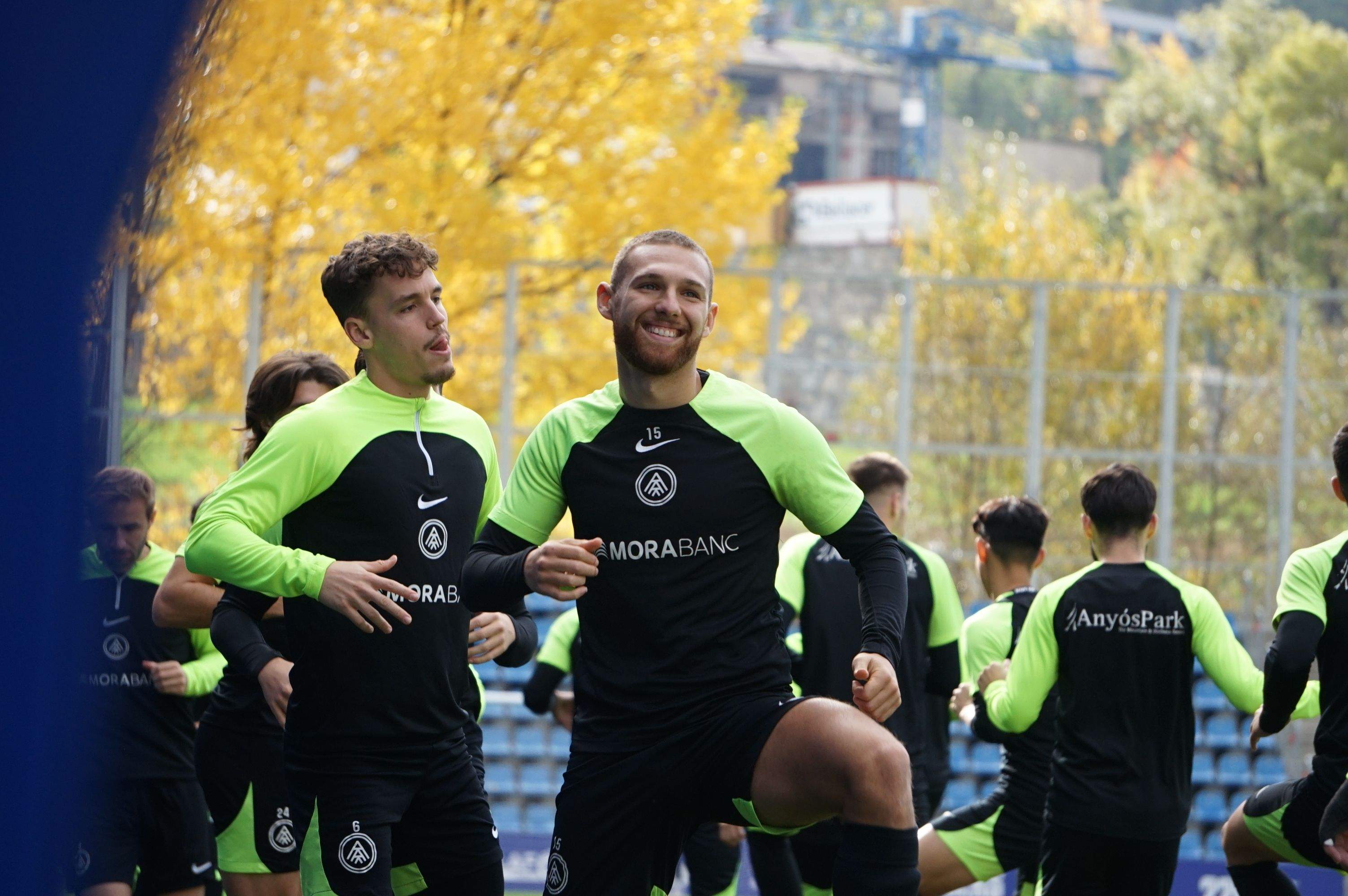 Jandro, esquerra, lesionat les darreres setmanes, podria entrar en la convocatòria.