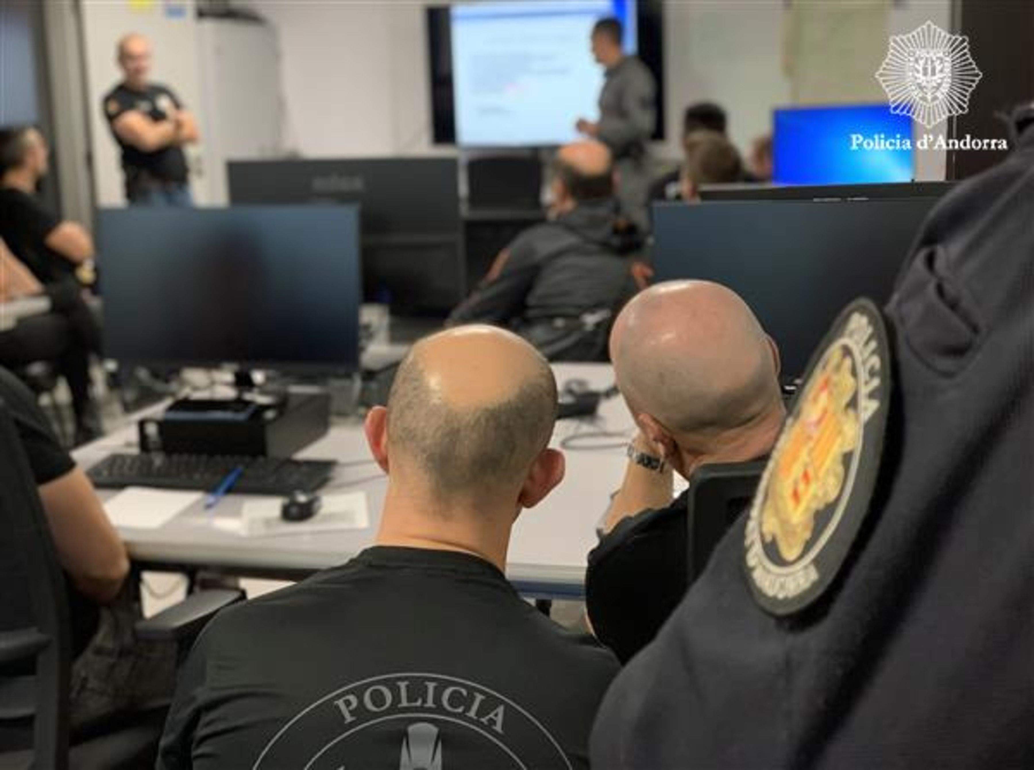 Reunions de preparació del dispositiu.