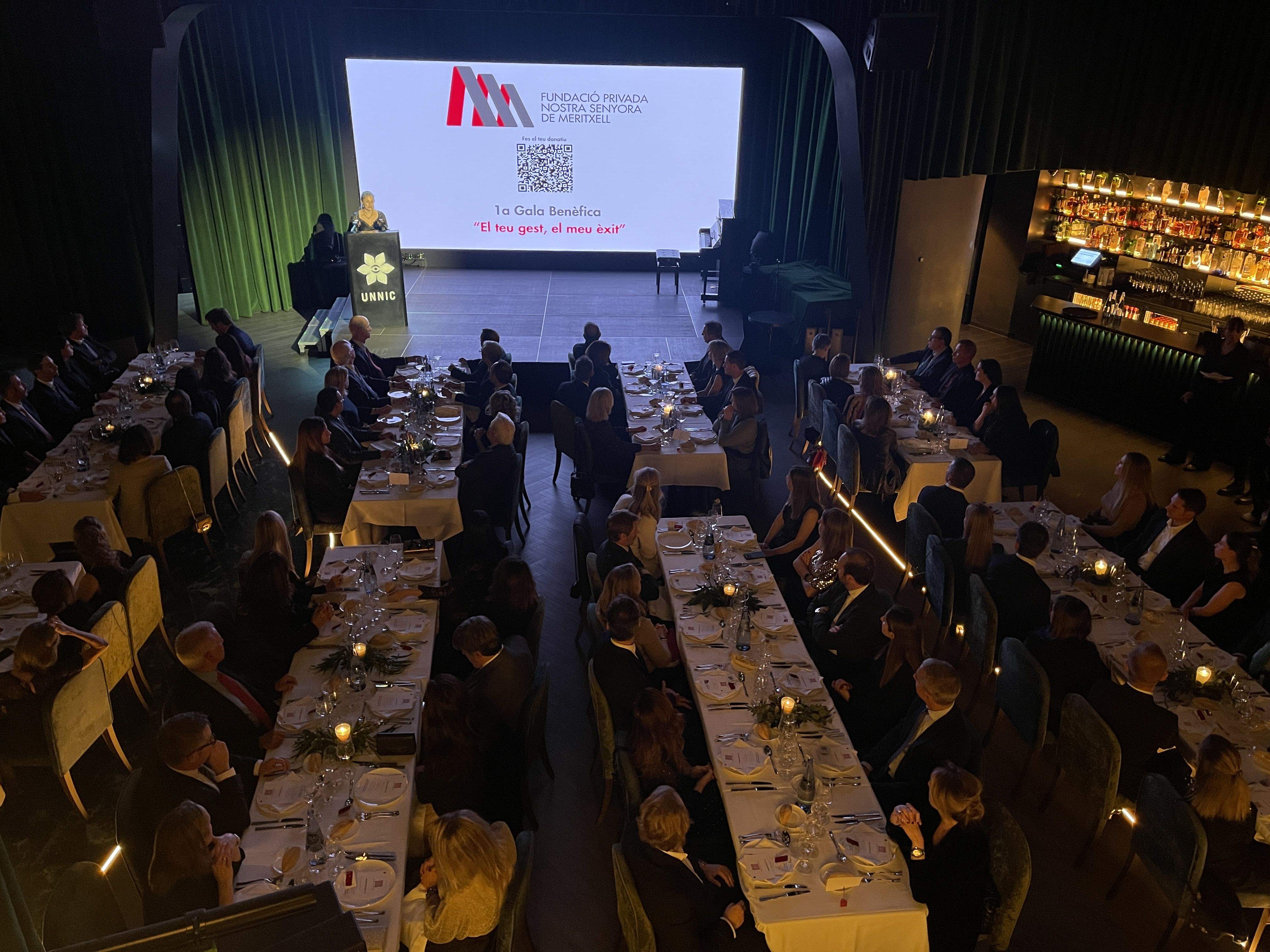 Imatge del sopar solidari d'aquest vespre.