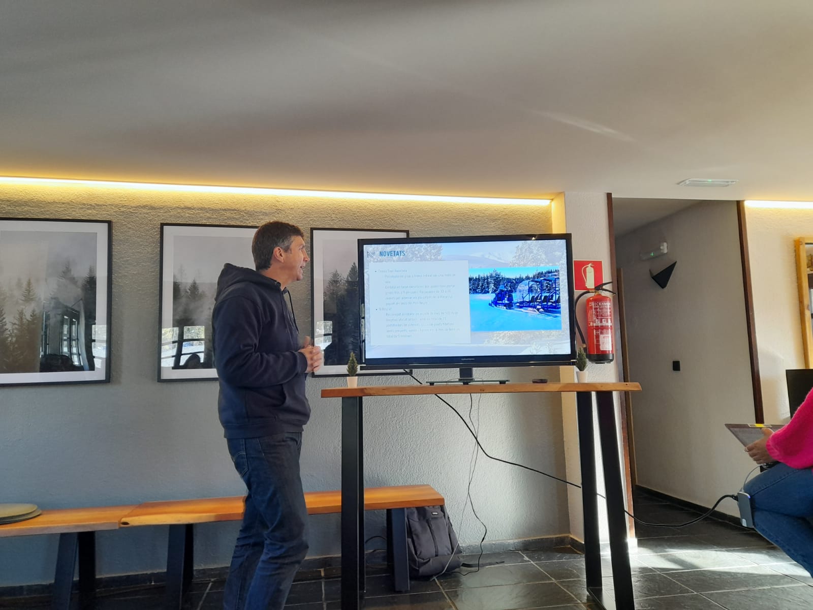 Xabier Ajona presentant la temporada d'hivern. Xabier Ajona presentant la temporada d'hivern.