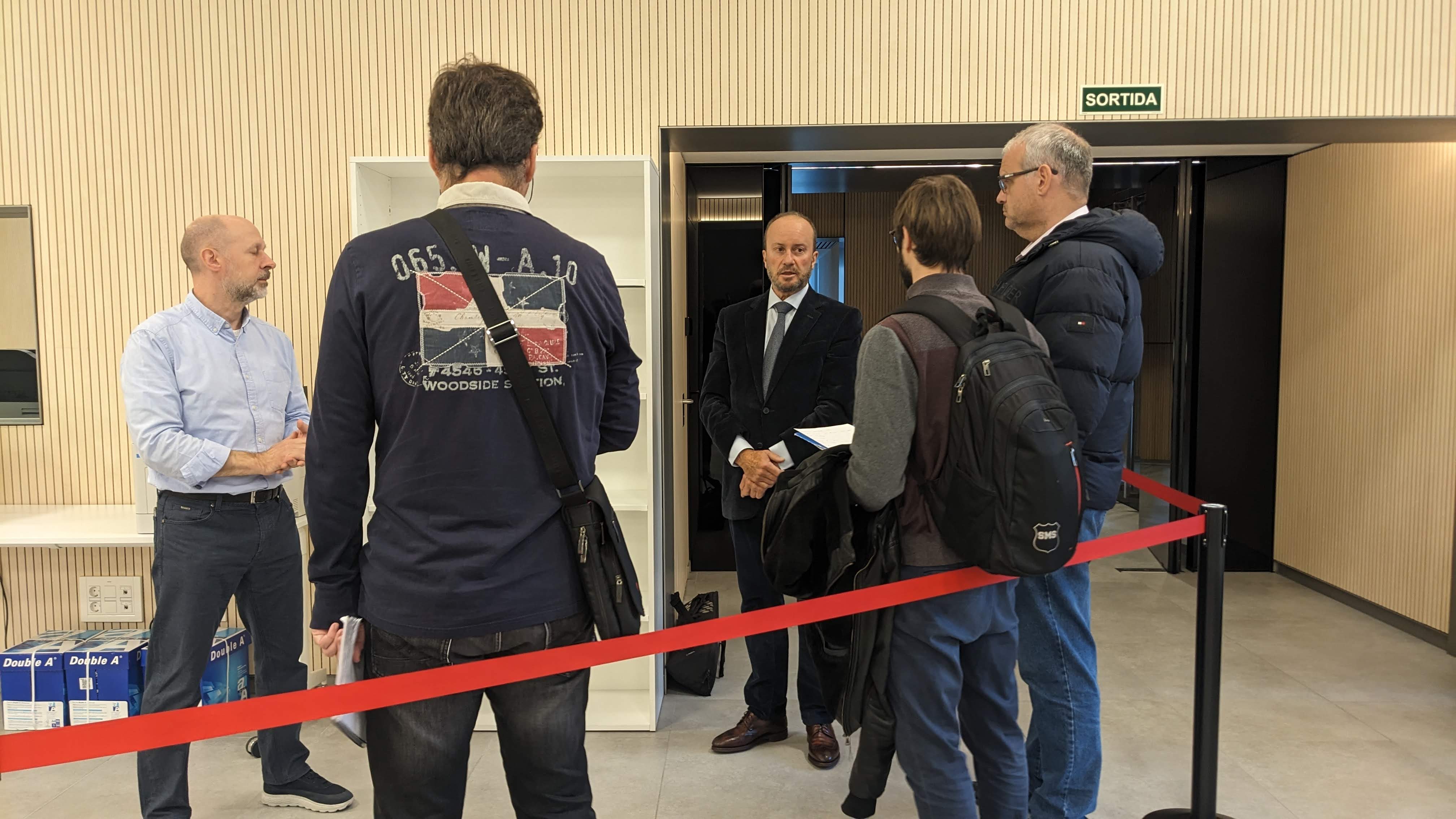 PXL 20231130 103545126