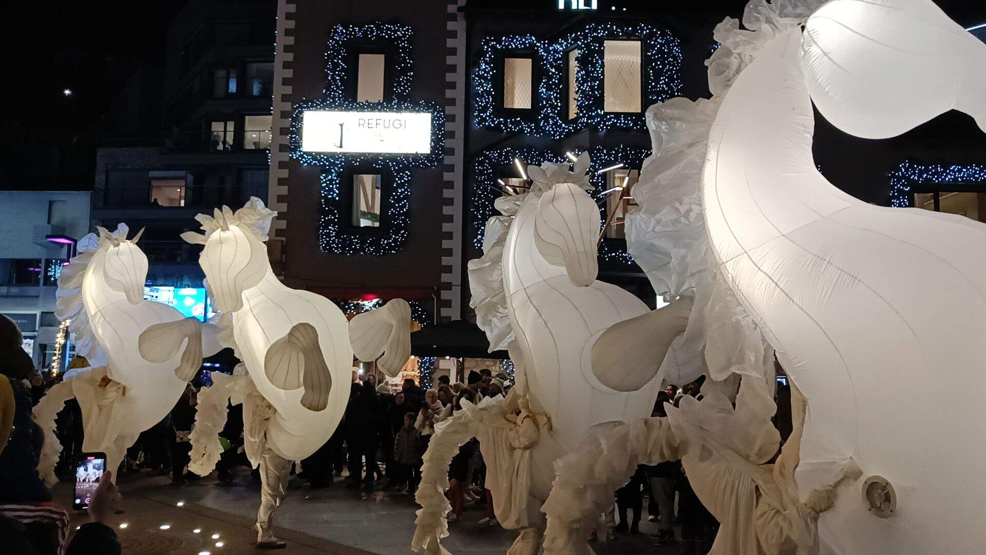 Els cavalls de la companyia Des Quidams.