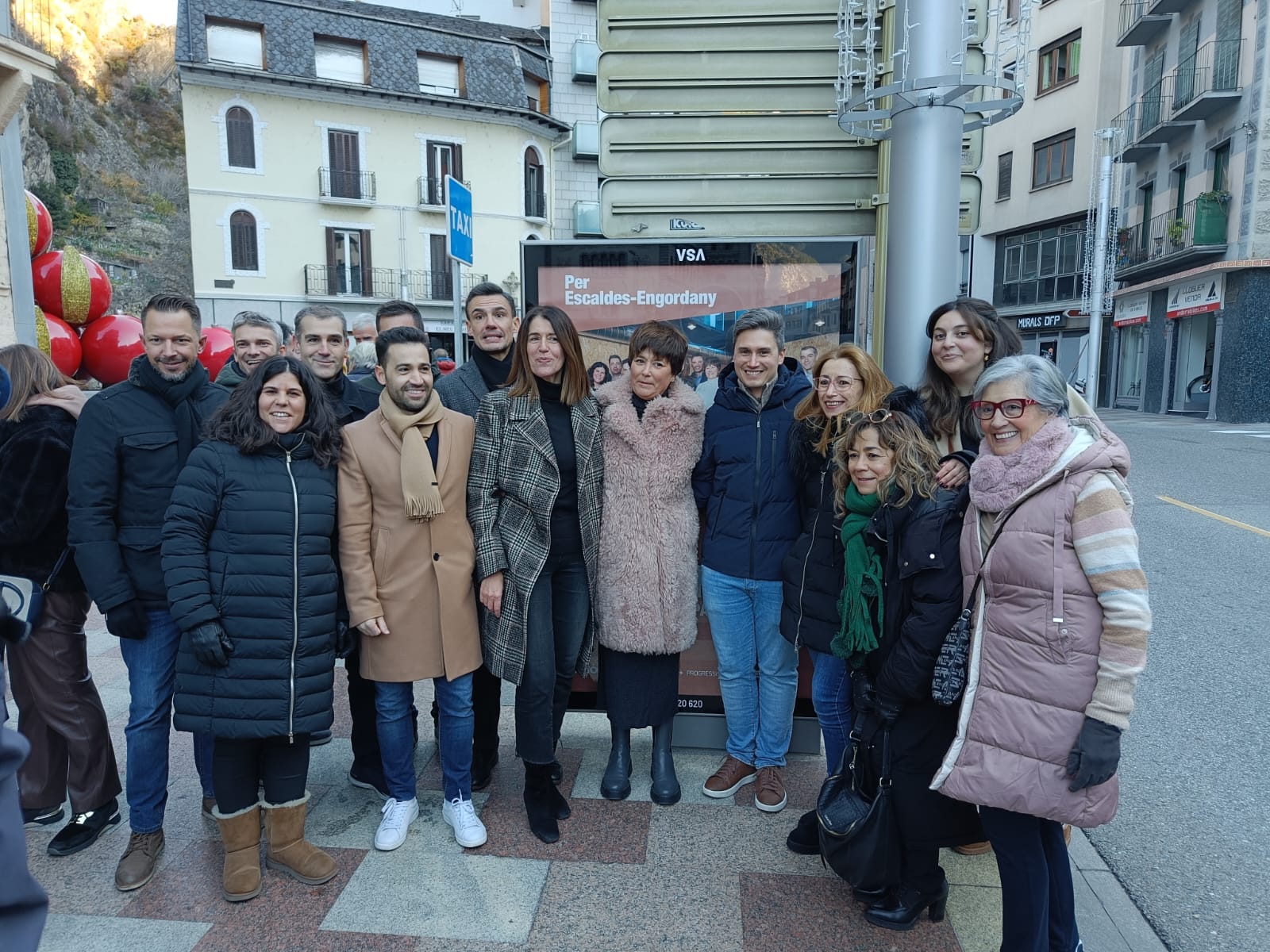 Foto de família de la candidatura de Demòcrates a Escaldes. Foto de família de la candidatura de Demòcrates a Escaldes.