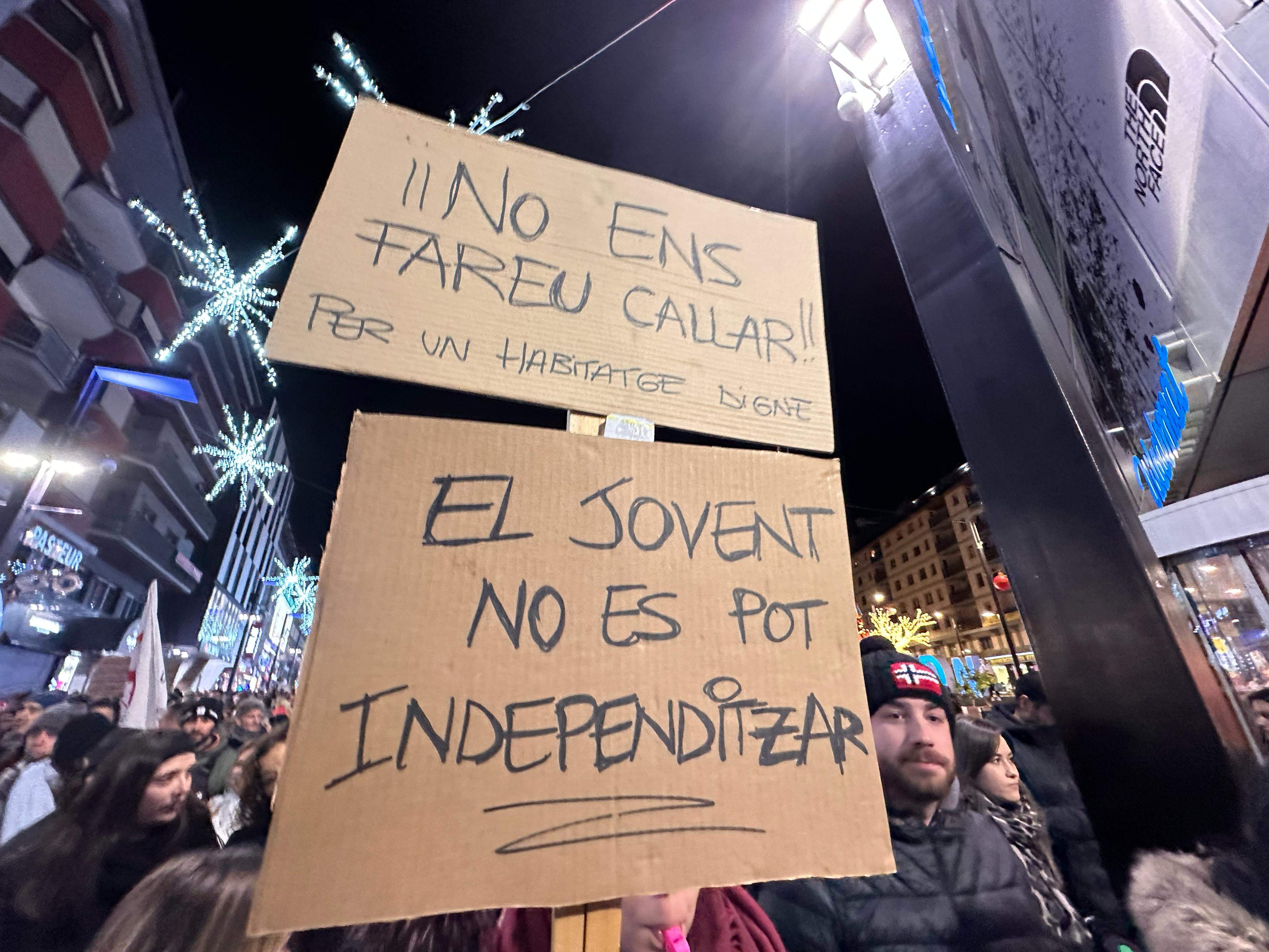 Rètols reivindicatius.