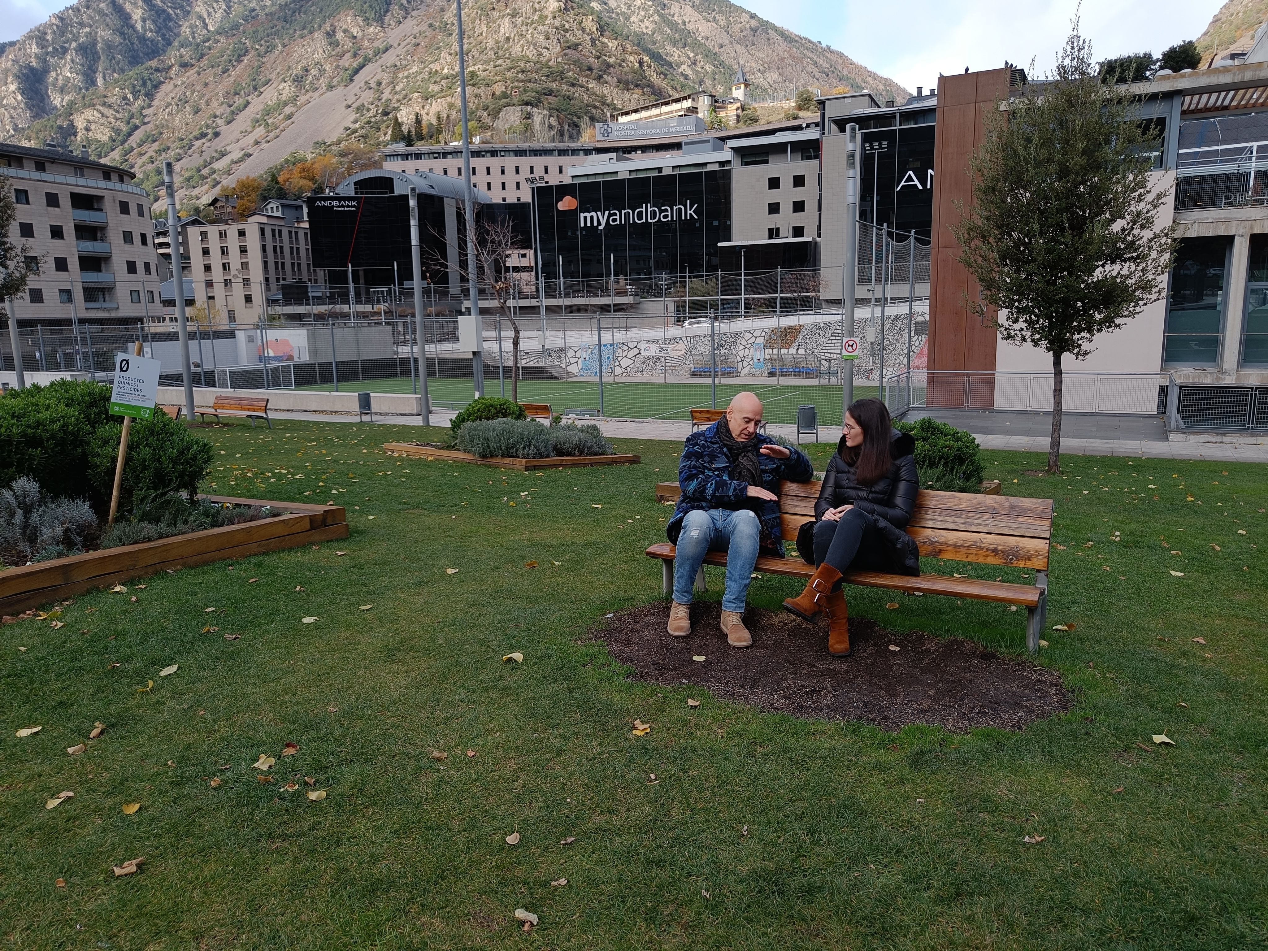 Quim Dolsa i Carolina Llorens al Prat del Roure.