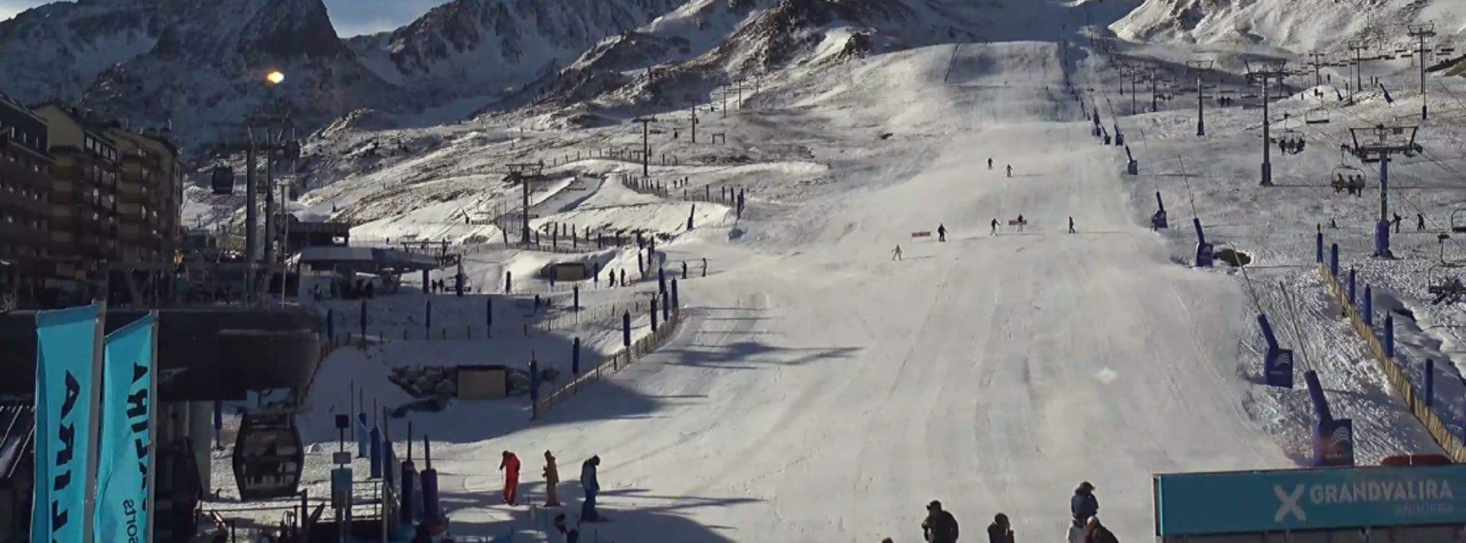 L'estat de les pistes aquest diumenge al Pas de la Casa.