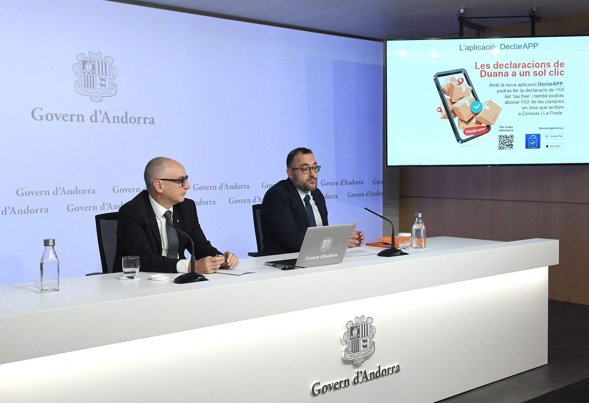Ramon Lladós i Carles Ferreira durant la presentació de l'aplicació.