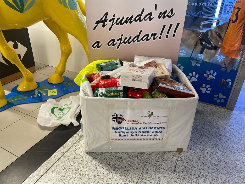 Un dels establiments on es fa el recapte d'aliments.