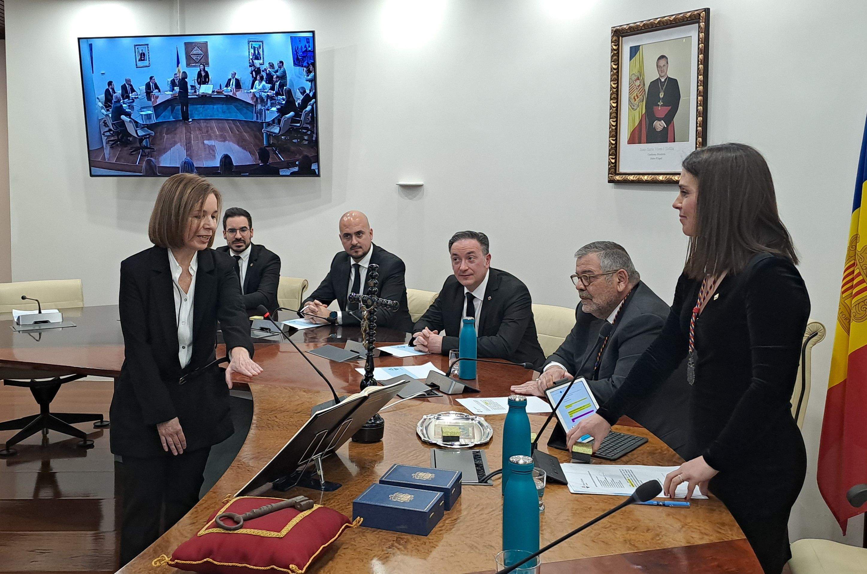 Marta Pujol promet el càrrec. Marta Pujol promet el càrrec.