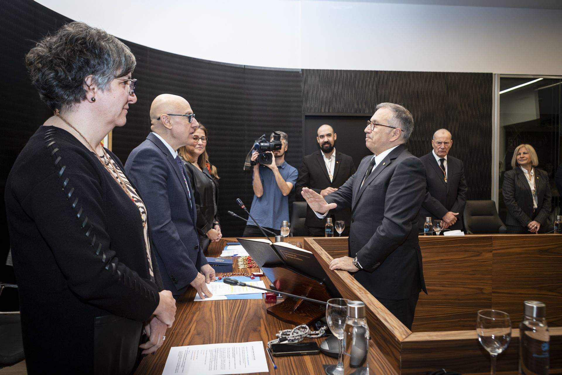 Valentí Closa promet el càrrec de conseller comunal. Valentí Closa promet el càrrec de conseller comunal.