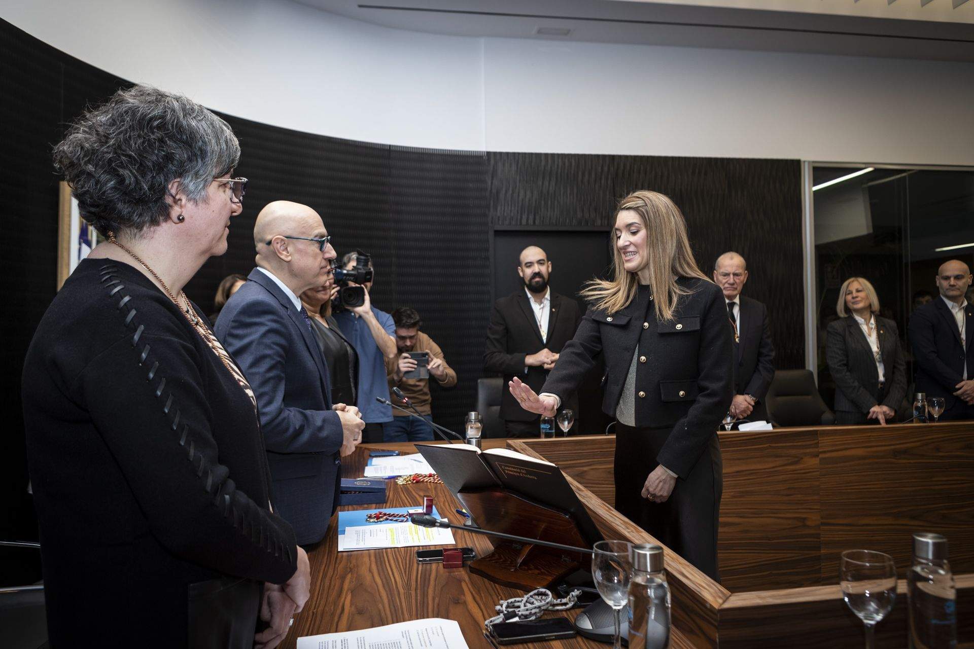 Maria Carriço just després de prometre el càrrec de consellera de comú. Maria Carriço just després de prometre el càrrec de consellera de comú.