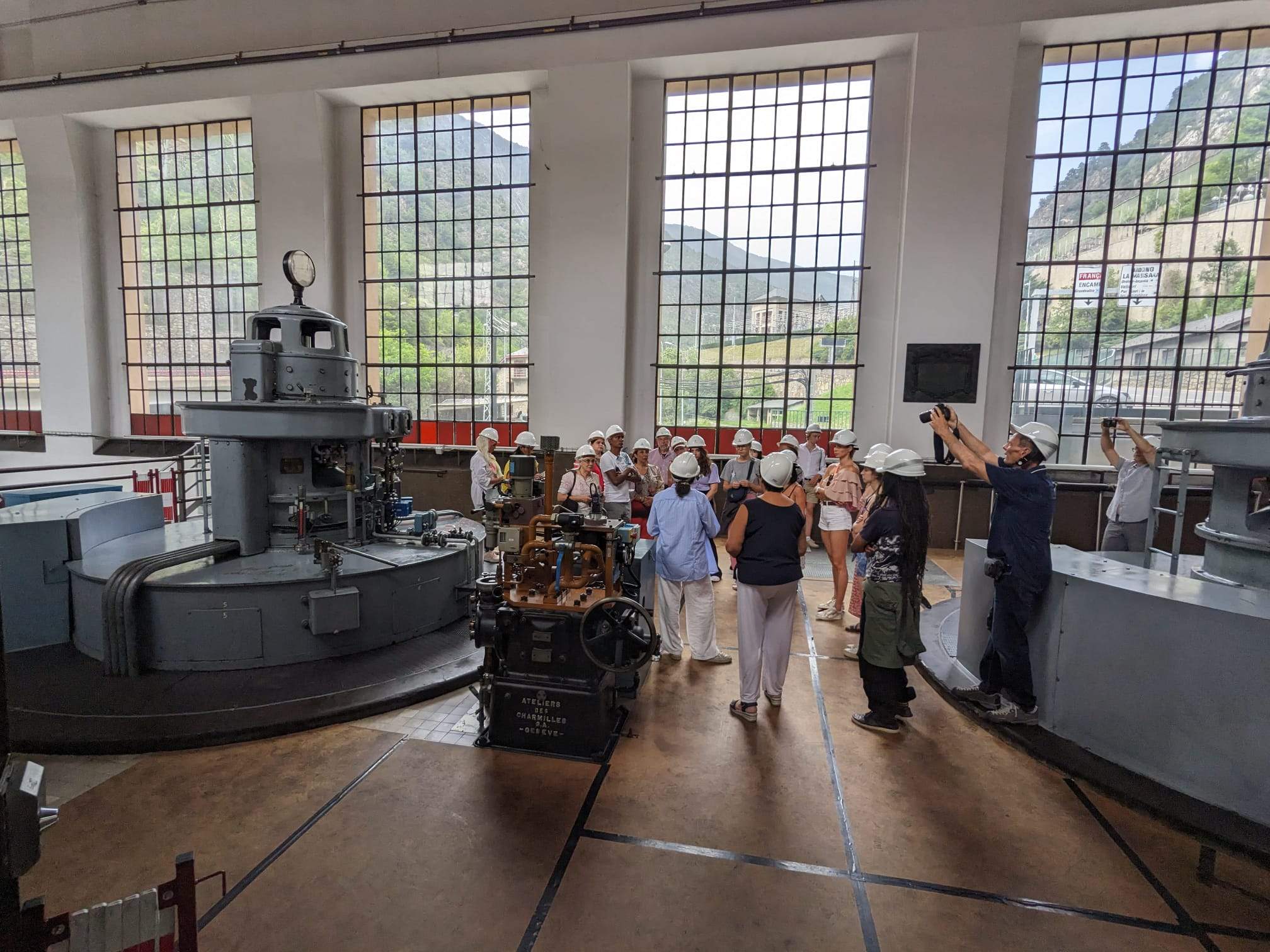 Visitants al Museu de l'Electricitat.