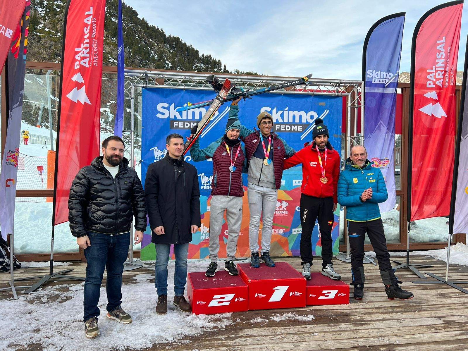 El podi masculí, amb Burgos tercer.