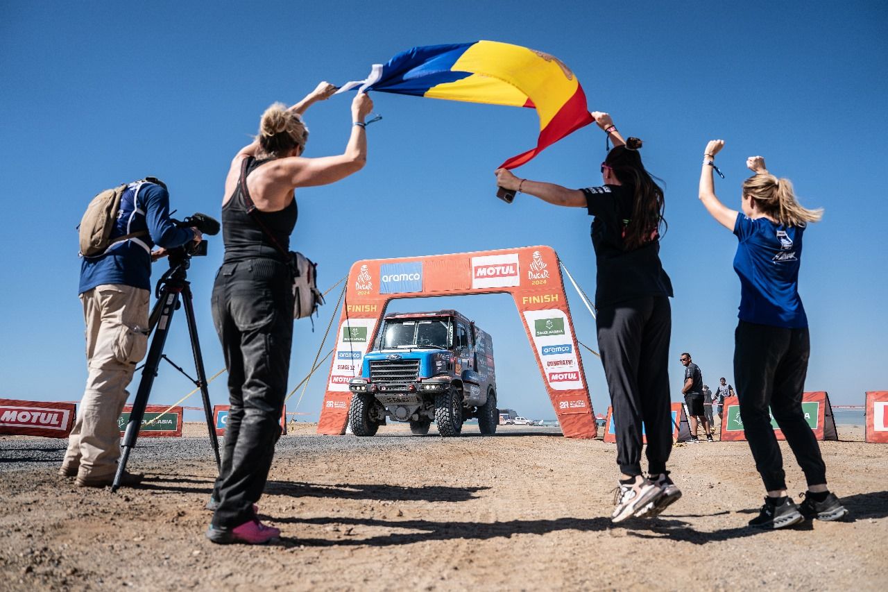 Moment d'arribada d'Albert Llovera a la meta.