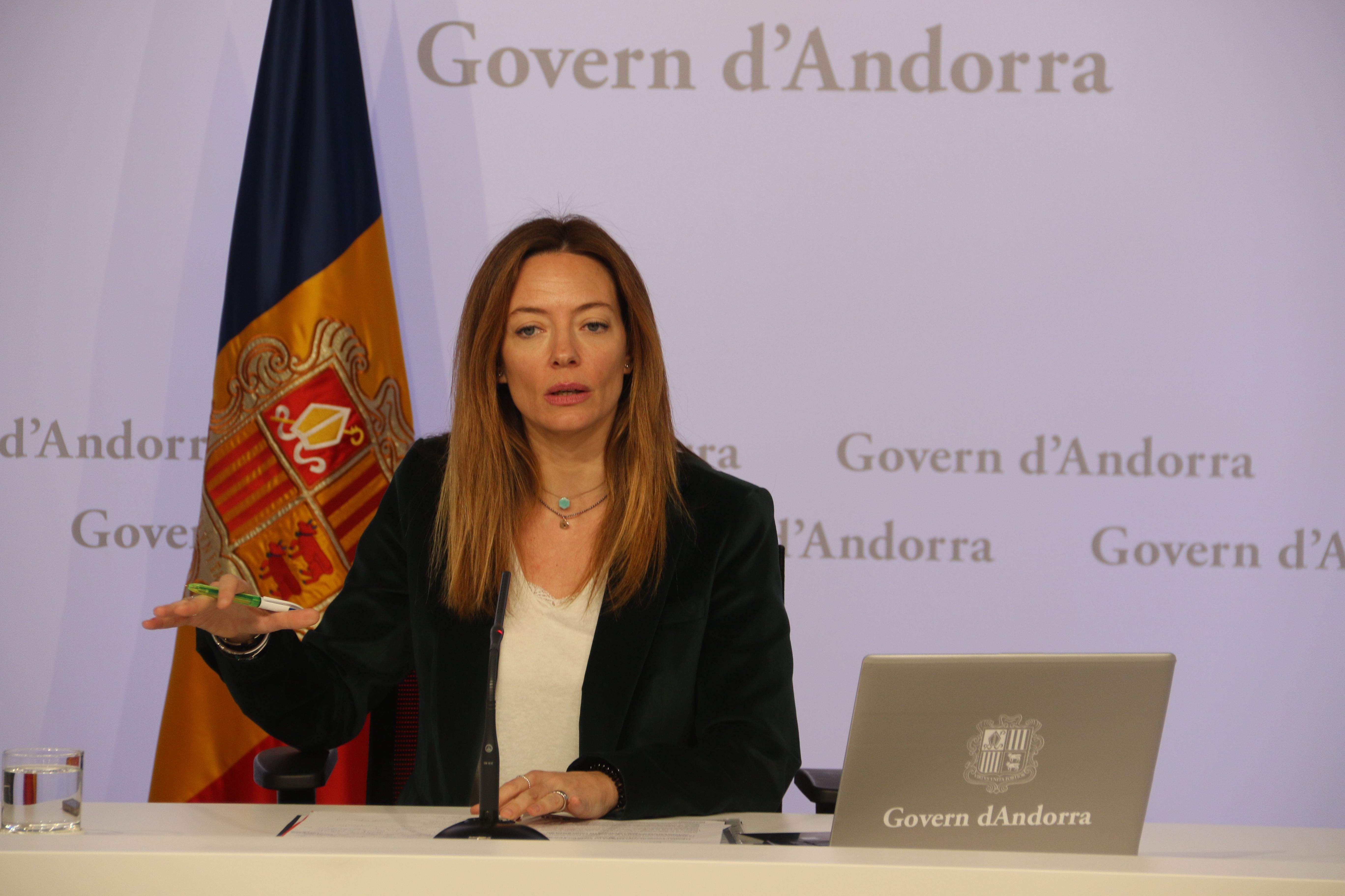 La ministra de Salut, Helena Mas, durant l'exposició nacional del pacte nacional de salut.