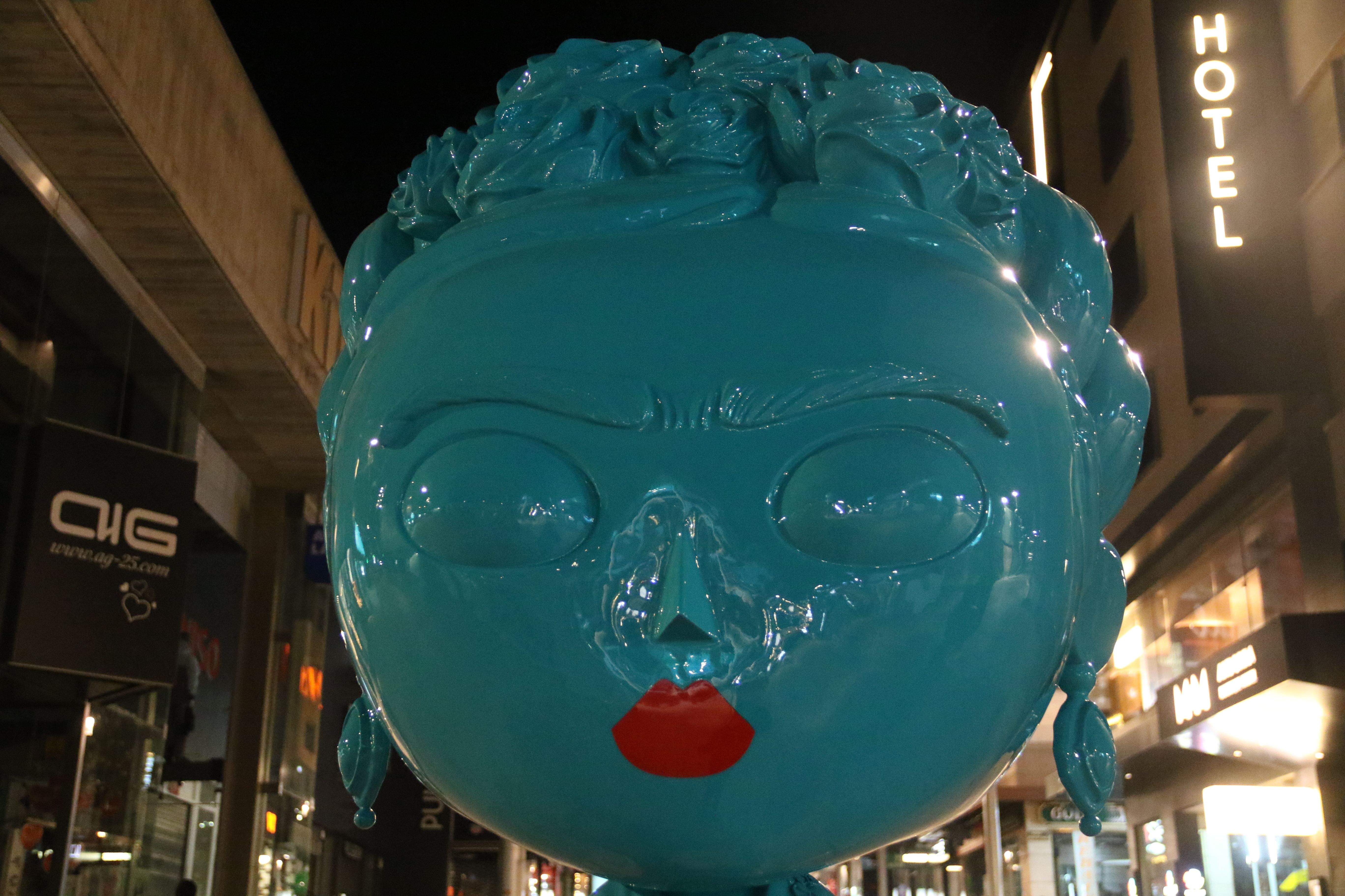 Les escultures de Frida Kahlo ja llueixen a Carlemany.