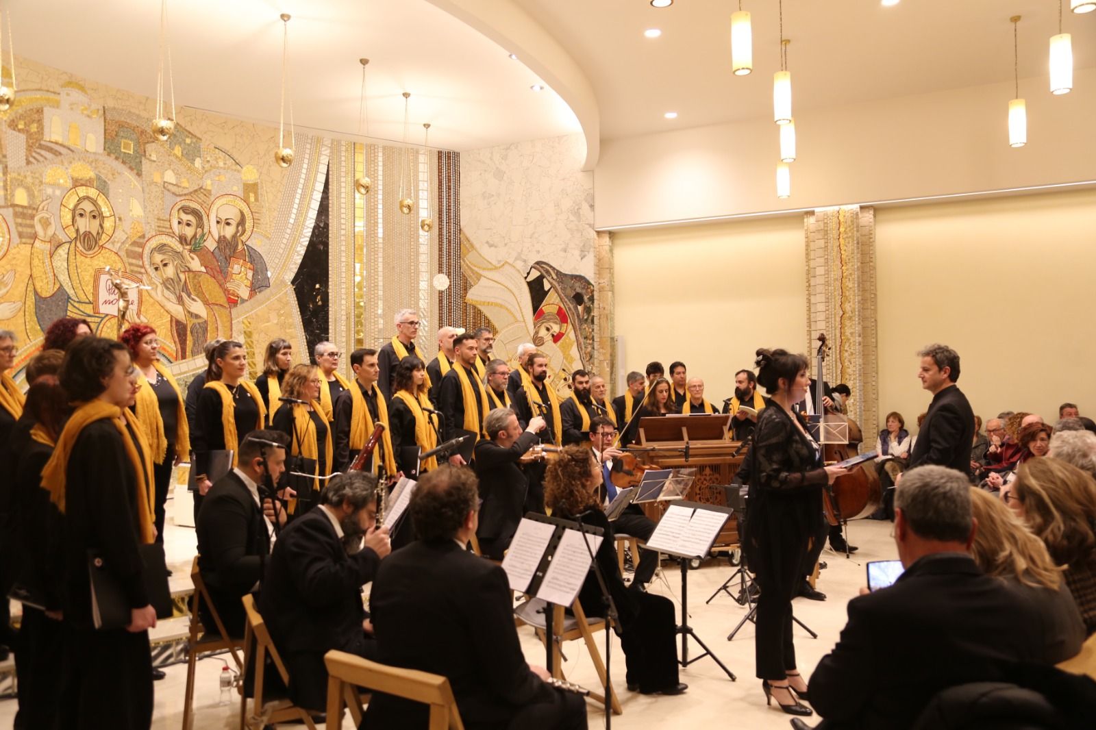 Primers compassos de la missa en Do menor de Mozart.