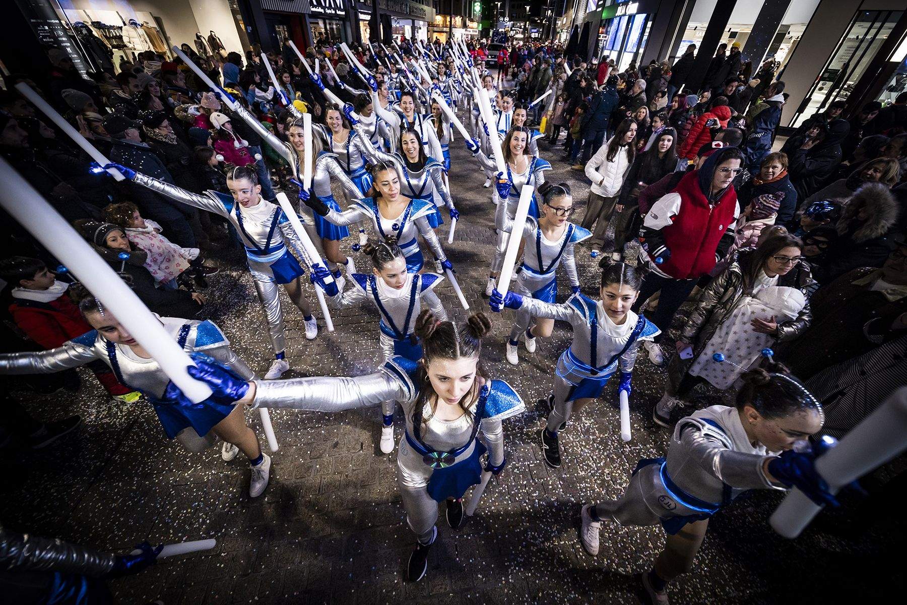 La comparsa de les de l'espai.