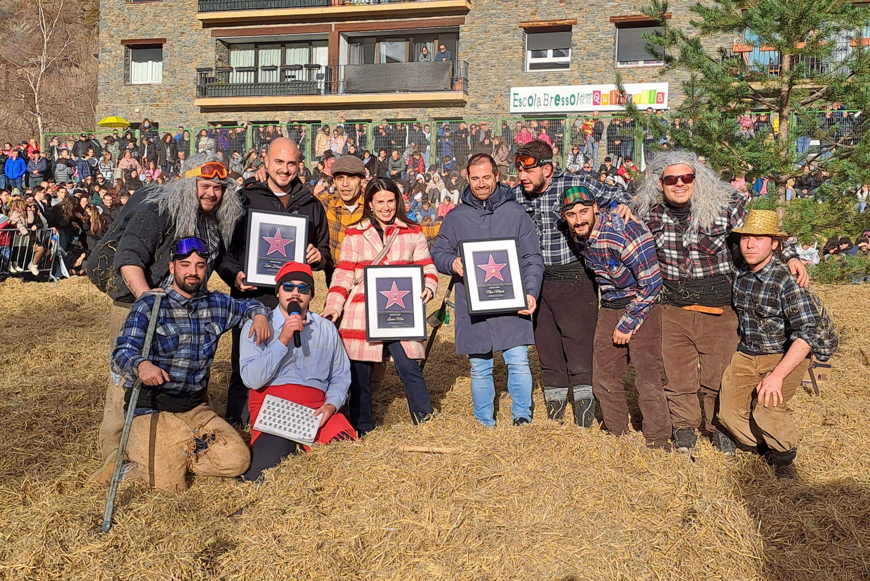 Estrelles de la fama... encampadanes.