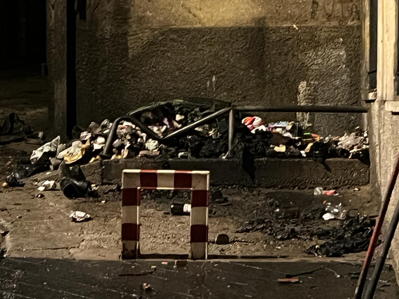 Restes cremades a la placeta Font del Puial.