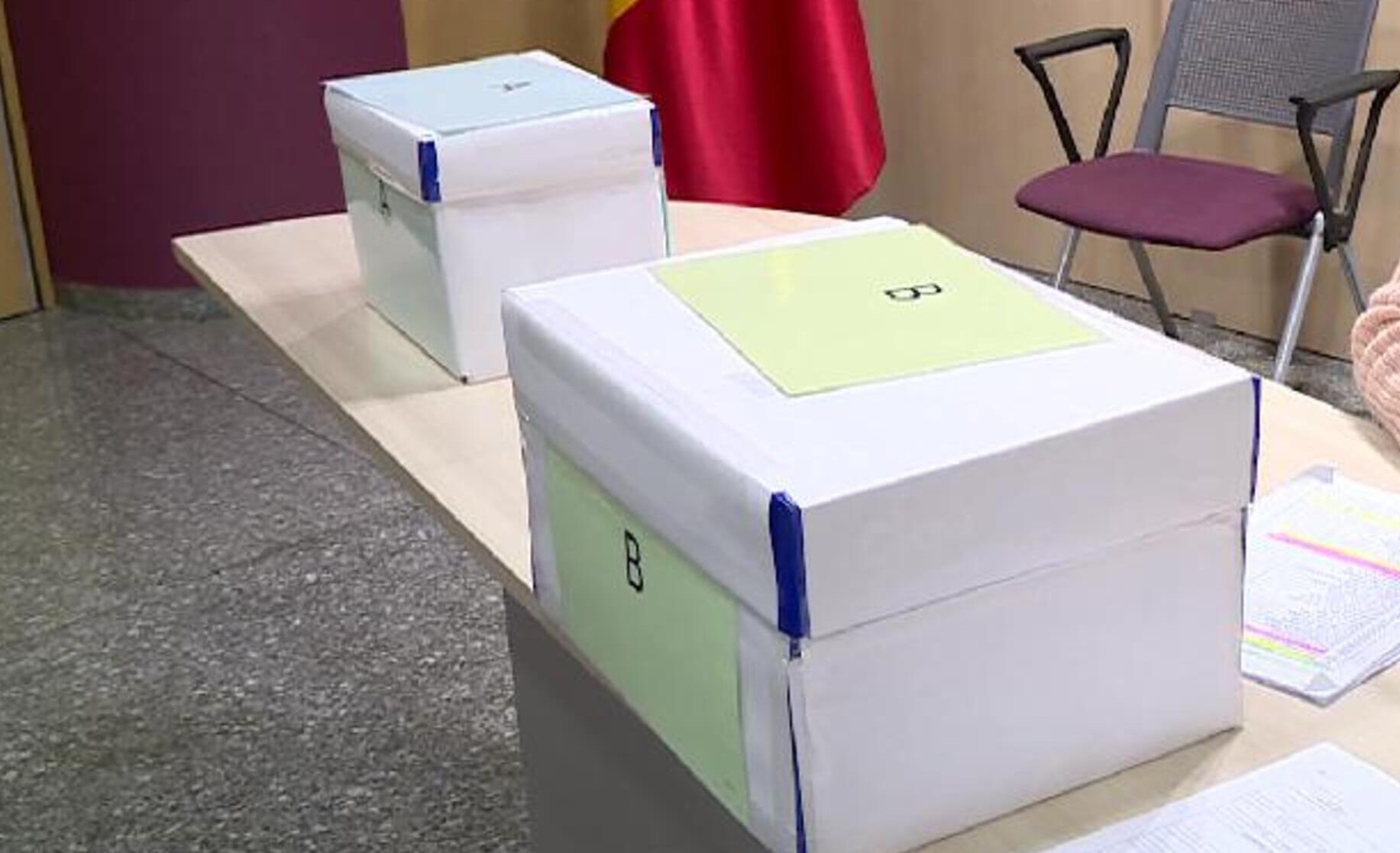 Les urnes que es van fer servi al seu dia per les eleccions a la mútua.