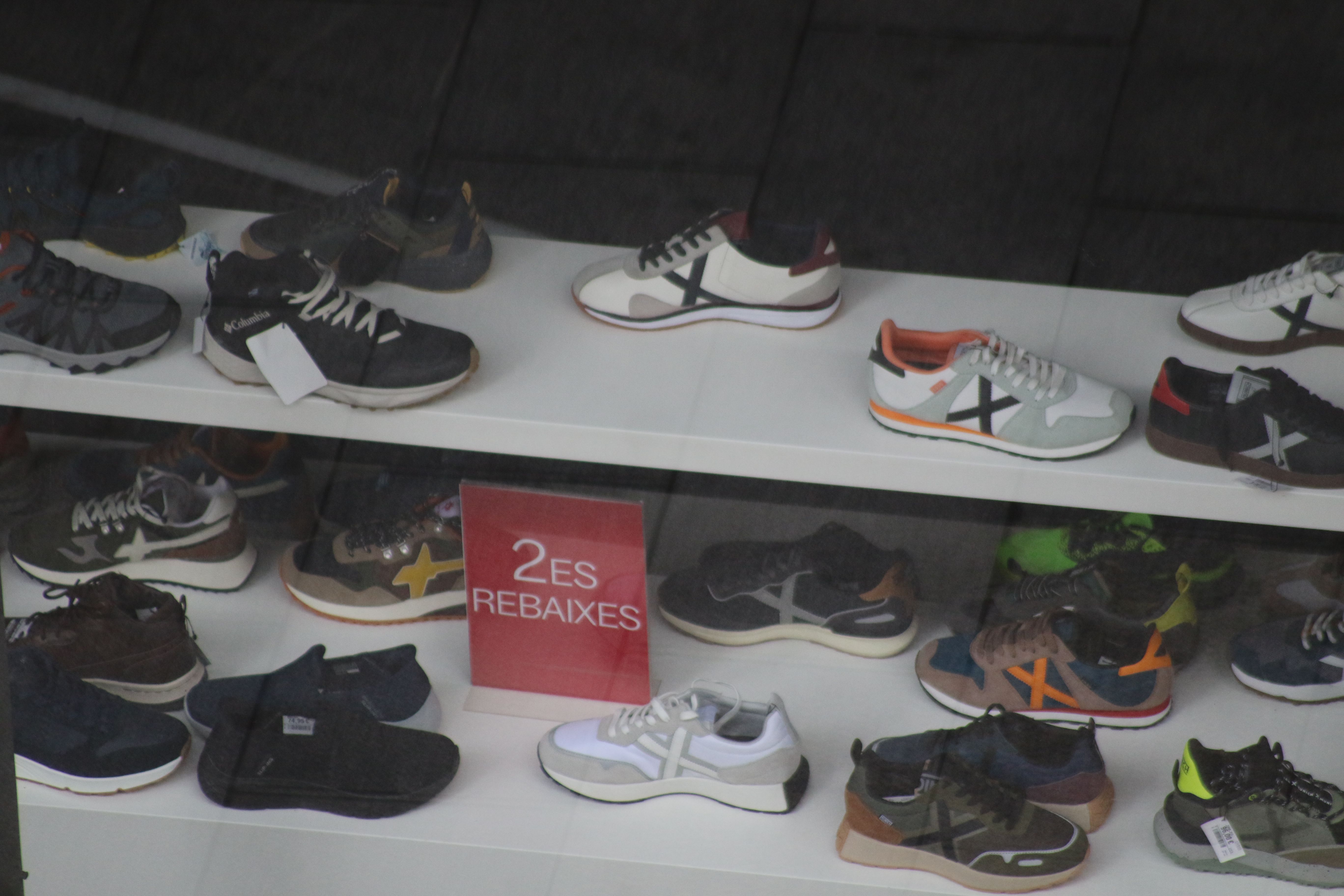 La roba i el calçat han tingut molt a veure en el descens de la inflació.