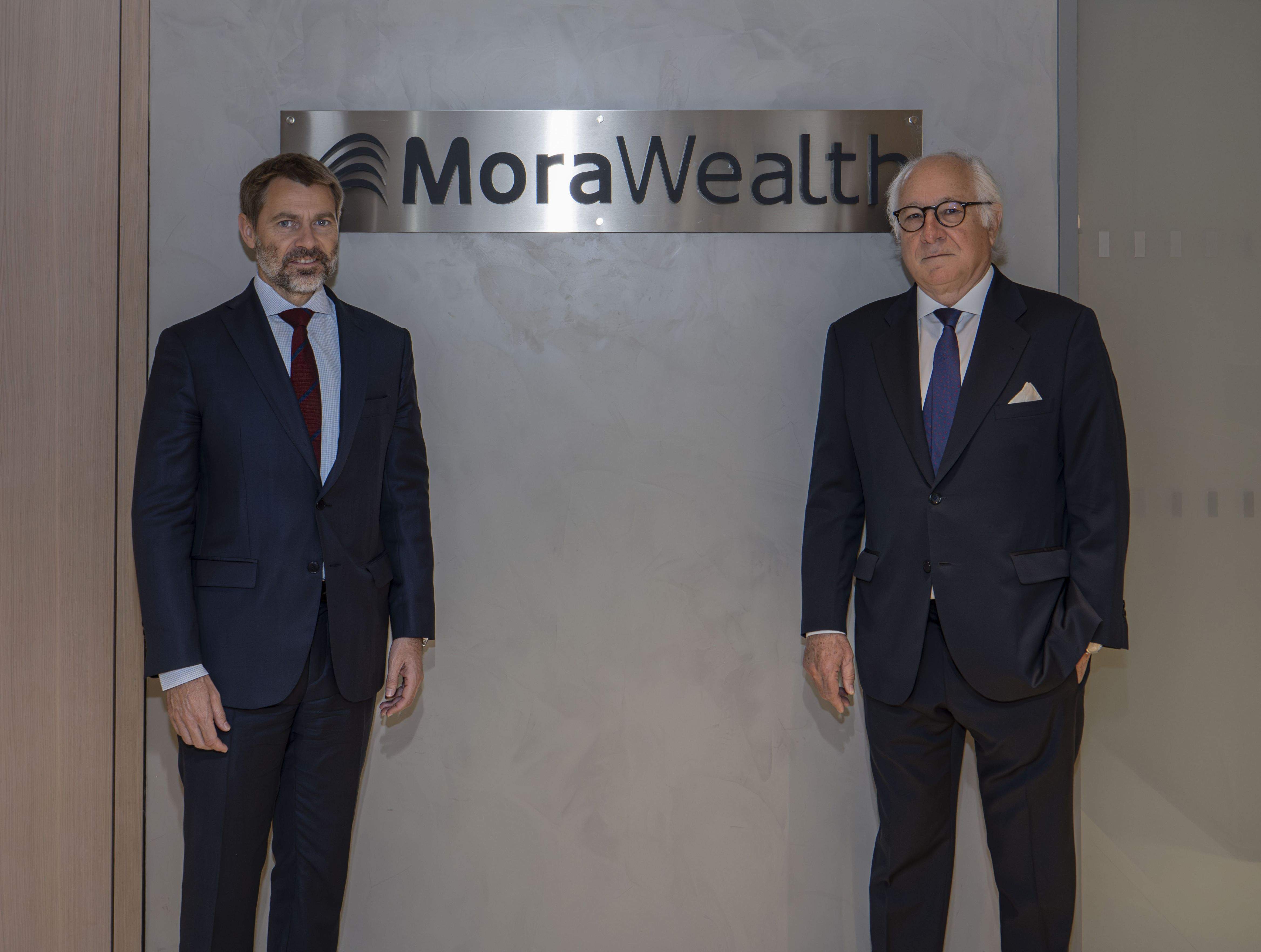 El conseller director general de MoraBanc, i president de MoraWealth, Lluis Alsina, i el president de MoraBanc, Joan Maria Nin.