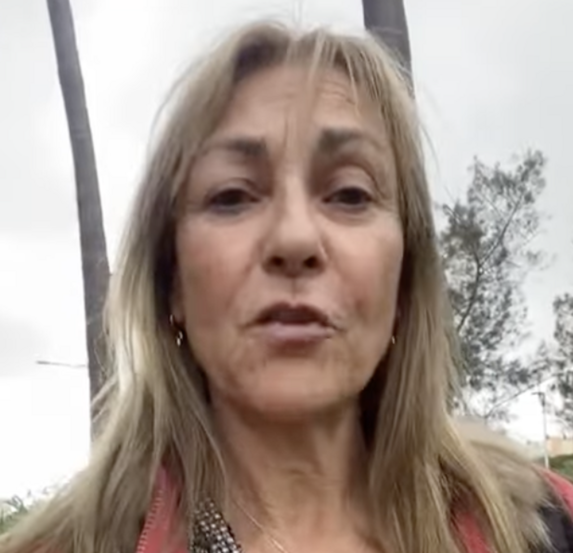 Anna Magallon en la gravació en què s'acomiada.