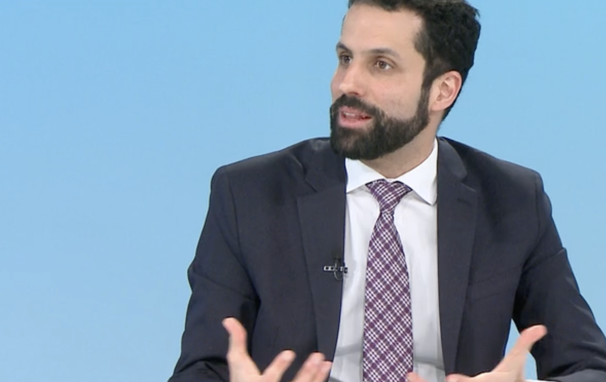 Iago Andreu durant una entrevista a ATV.