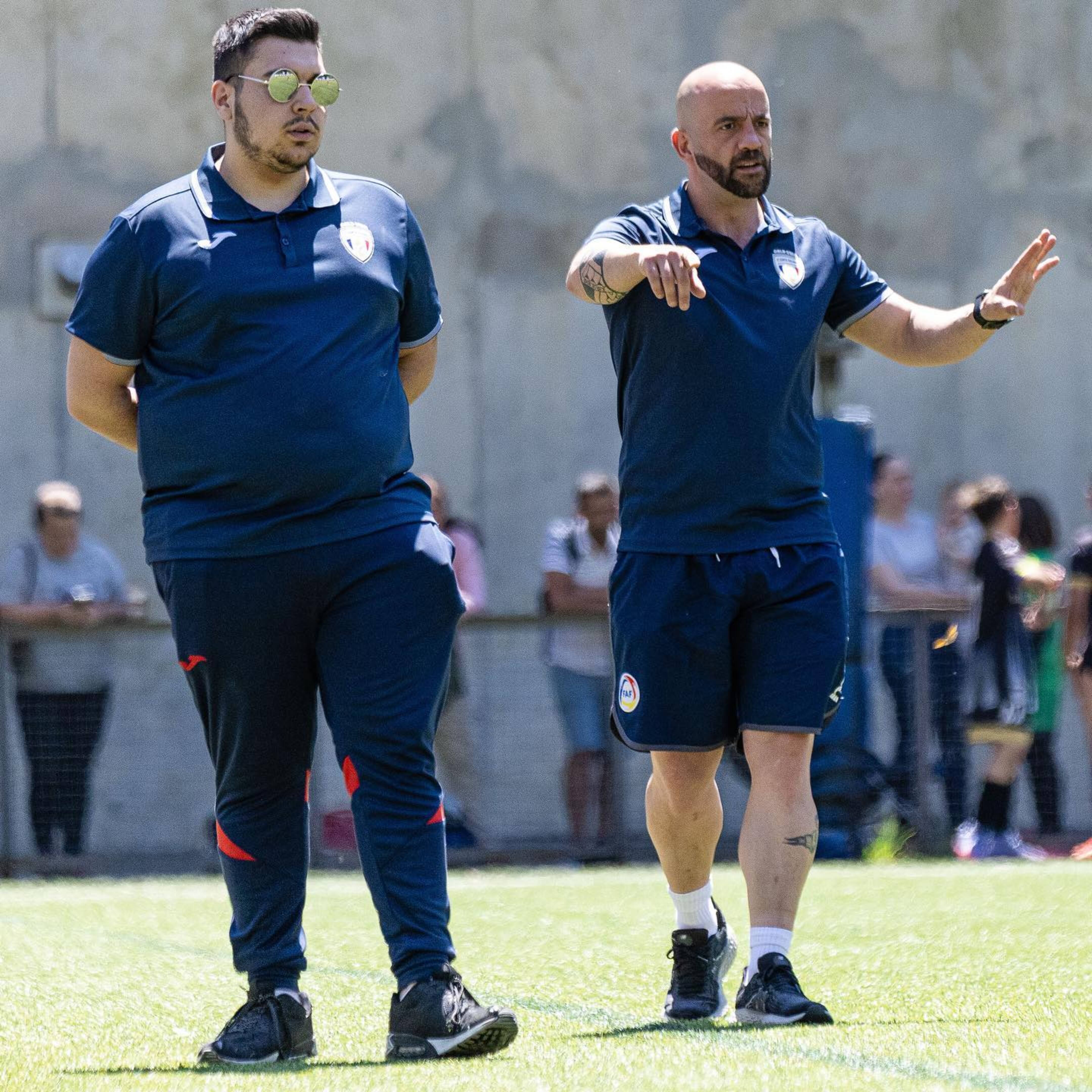 Germán Canal dirigint un entrenament.