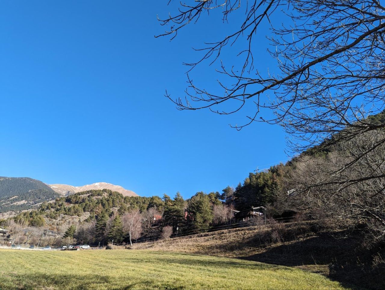 Una imatge de l'Aldosa, el passat 4 de febrer, amb el pic de Casamanya al fons.