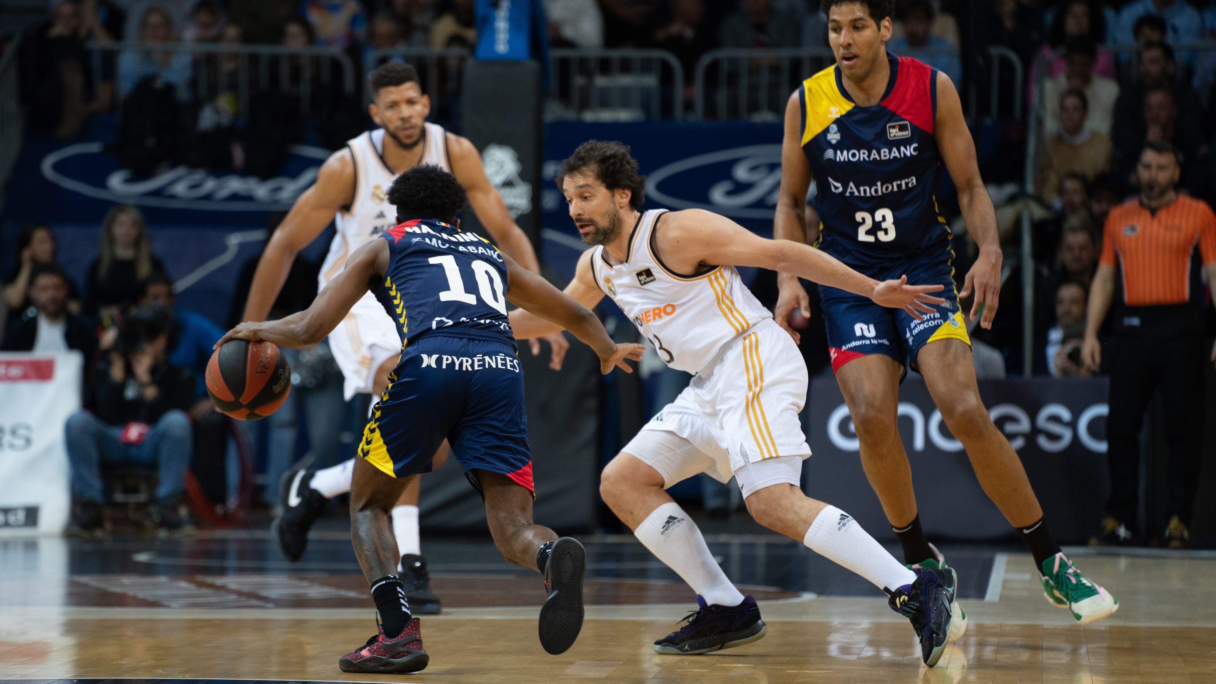 Harding ha fet passar el MoraBanc per primer cop al davant (34-33).