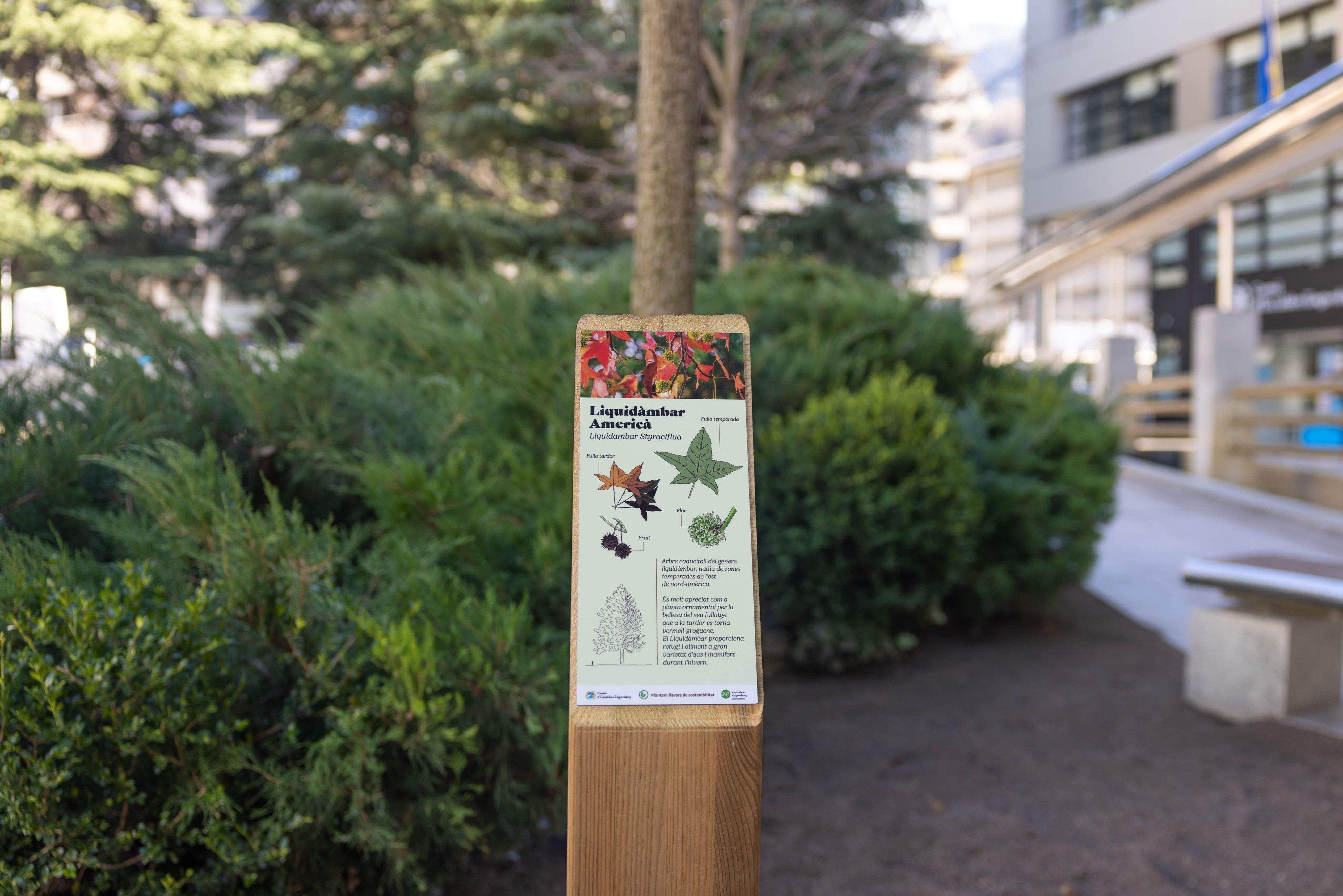 Un dels rètols que ja s'han col·locat.