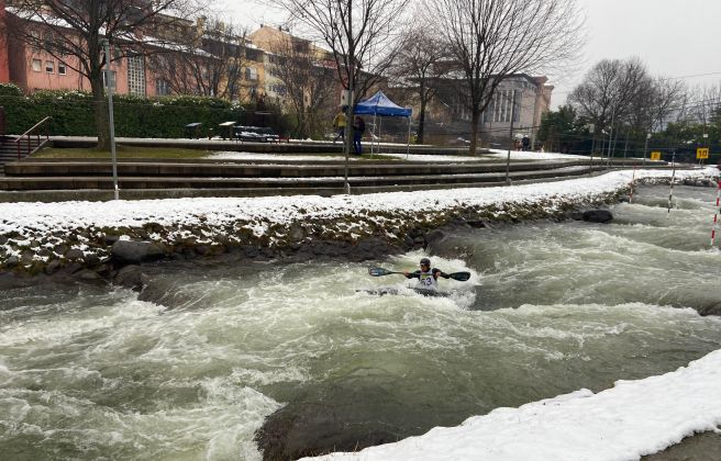 Dòria, durant la final de caiac on ha estat novena. Dòria, durant la final de caiac on ha estat novena.