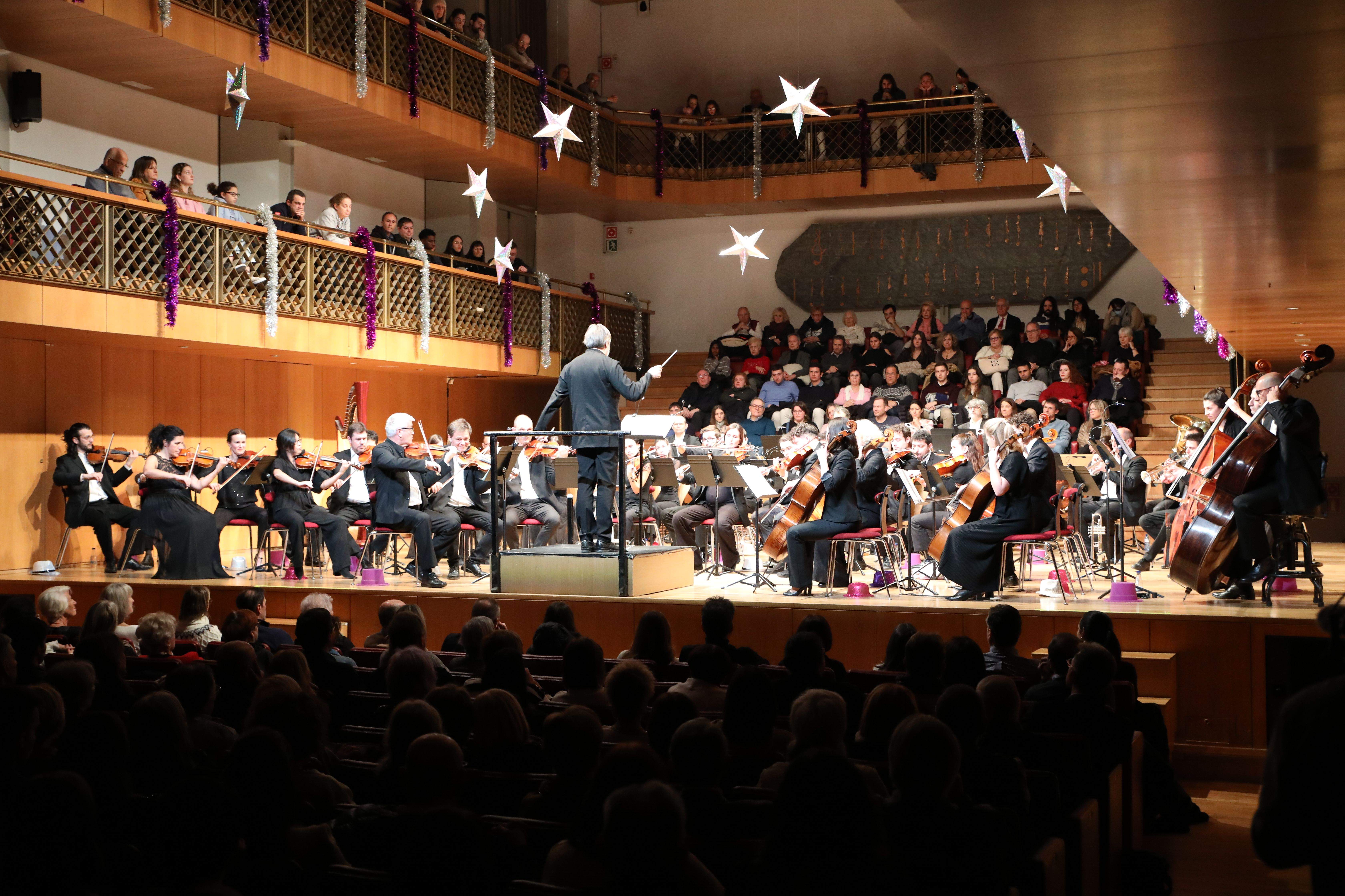 L'ONCA durant el concert d'Any Nou / Jean Luc Herbert. L'ONCA durant el concert d'Any Nou / Jean Luc Herbert.