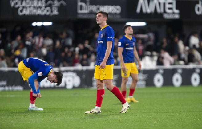El flamant fitxatge del mercat d'hivern, Jon Karrikaburu, encara no s'ha estrenat amb la samarreta de l'Andorra en partit oficial. El flamant fitxatge del mercat d'hivern, Jon Karrikaburu, encara no s'ha estrenat amb la samarreta de l'Andorra en partit oficial.