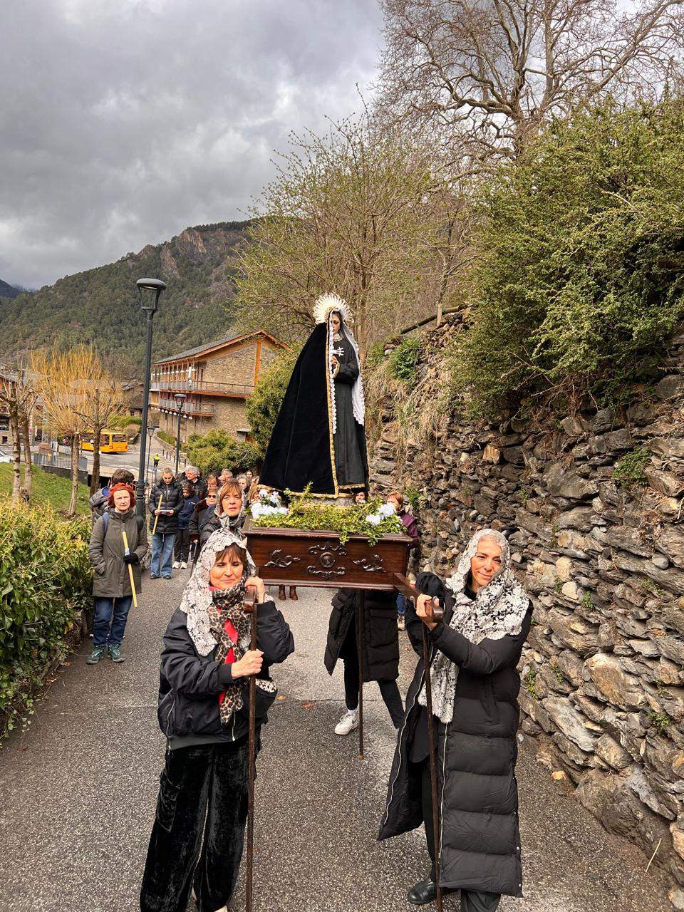 Viacrucis de Divendres Sant a Ordino