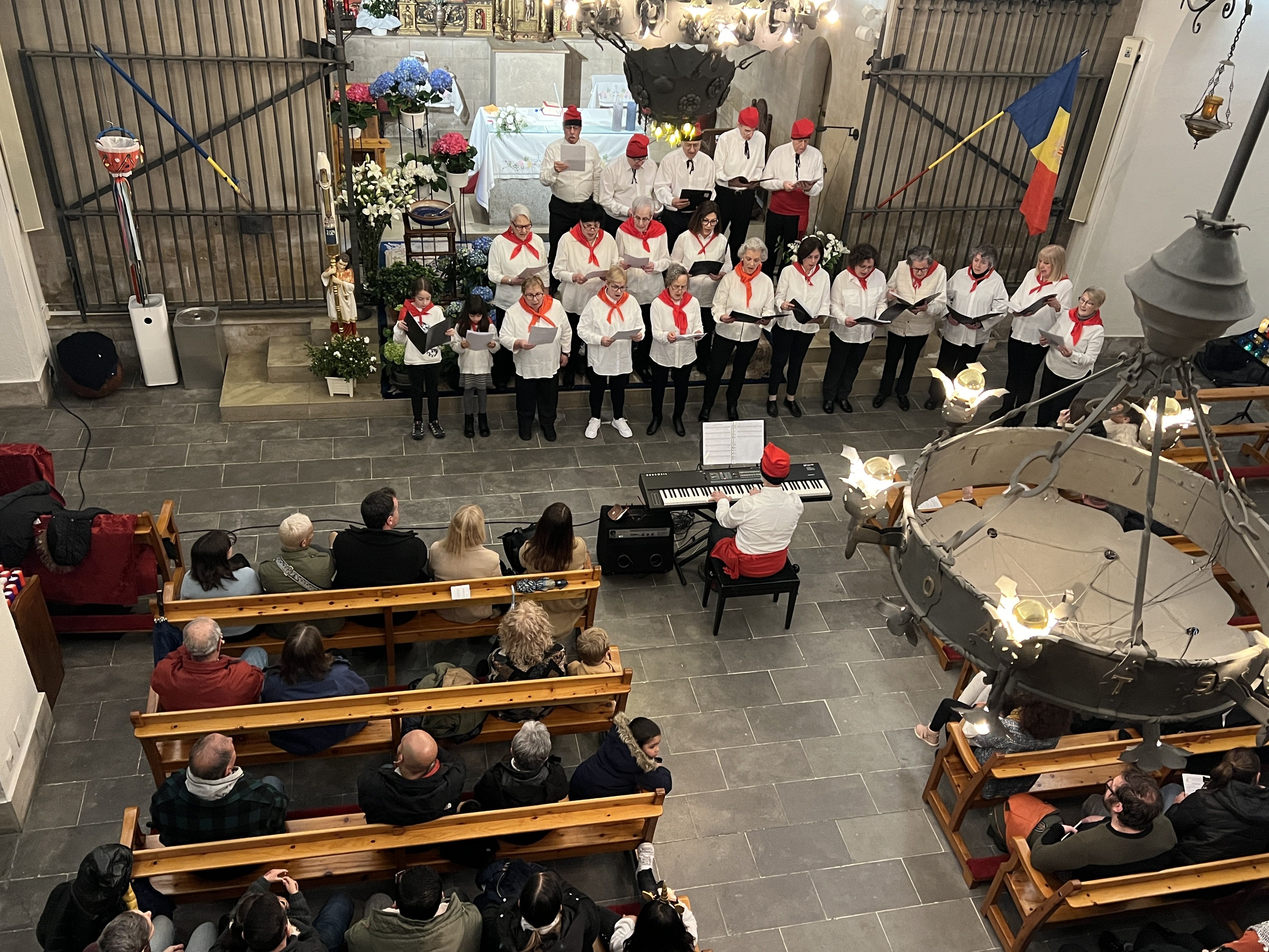 L'ESGLÉSIA DE SANT CORNELI HA ACOLLIT LA CANTADA GENERAL. L'ESGLÉSIA DE SANT CORNELI HA ACOLLIT LA CANTADA GENERAL.