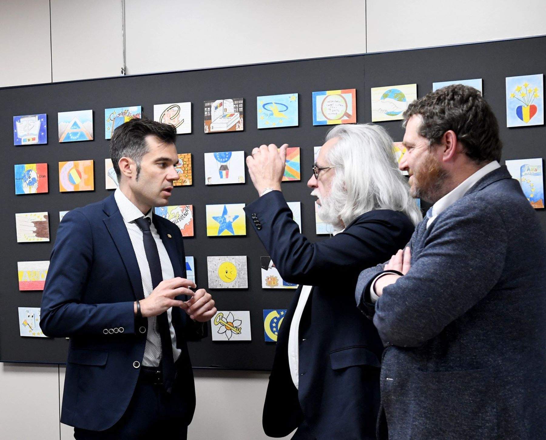 Forné parla amb Jaume i Sanglas.