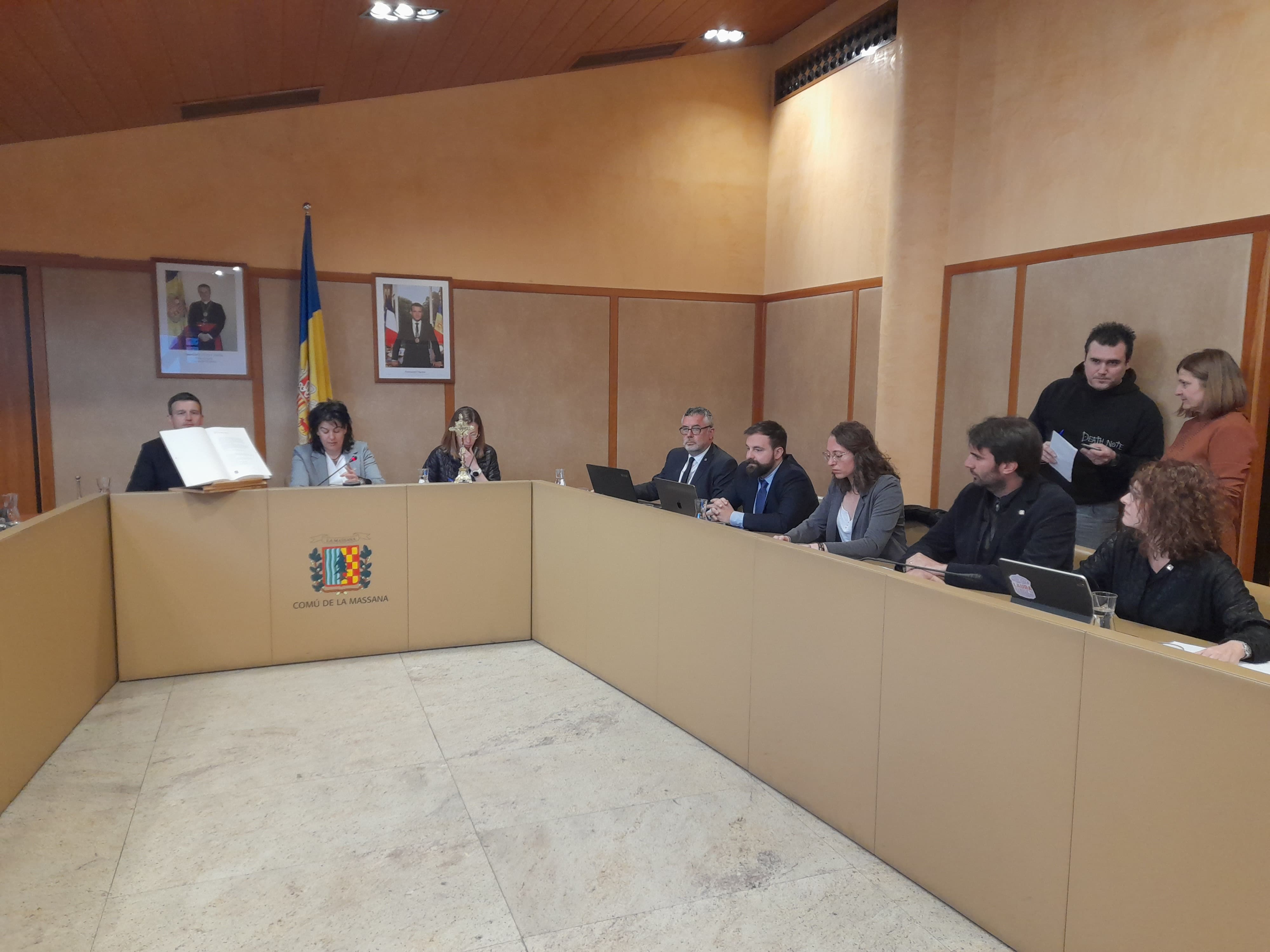 Un moment de la sessió de consell de comú de la Massana d'aquest dimecres. Un moment de la sessió de consell de comú de la Massana d'aquest dimecres.