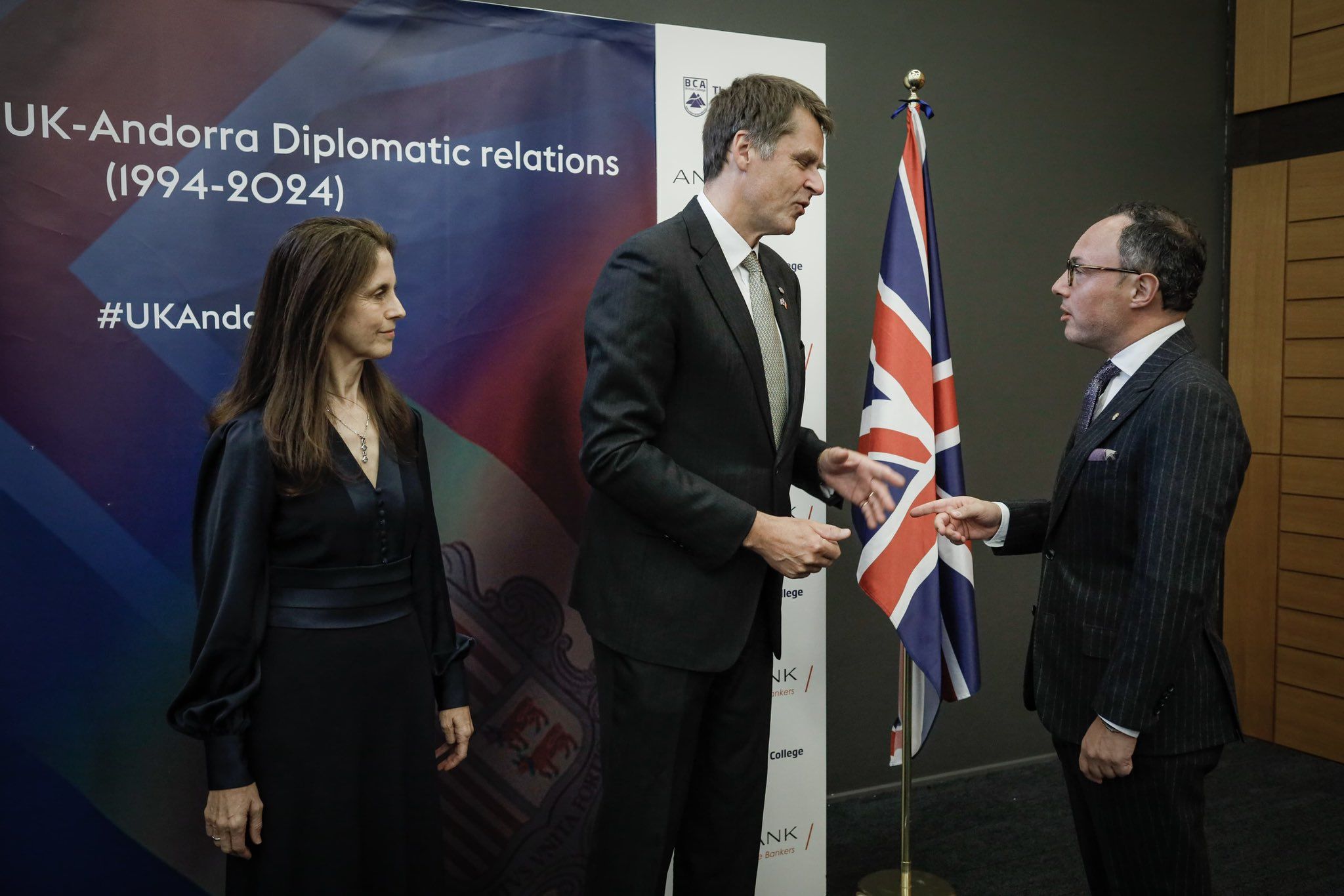 Andorra commemora 30 anys de les relacions diplomàtiques amb el Regne Unit.