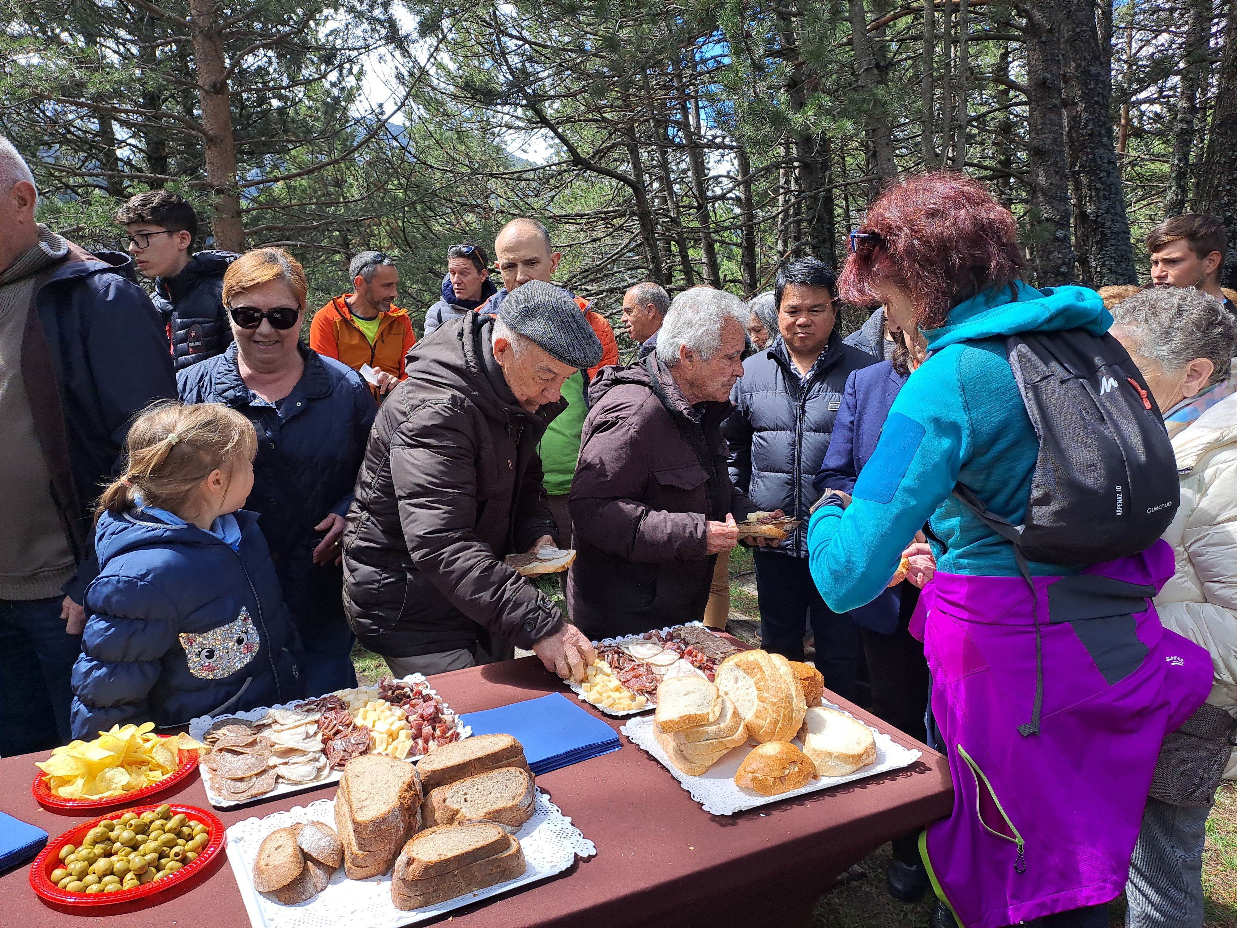 Teca per després de l'ofici religiós. Teca per després de l'ofici religiós.