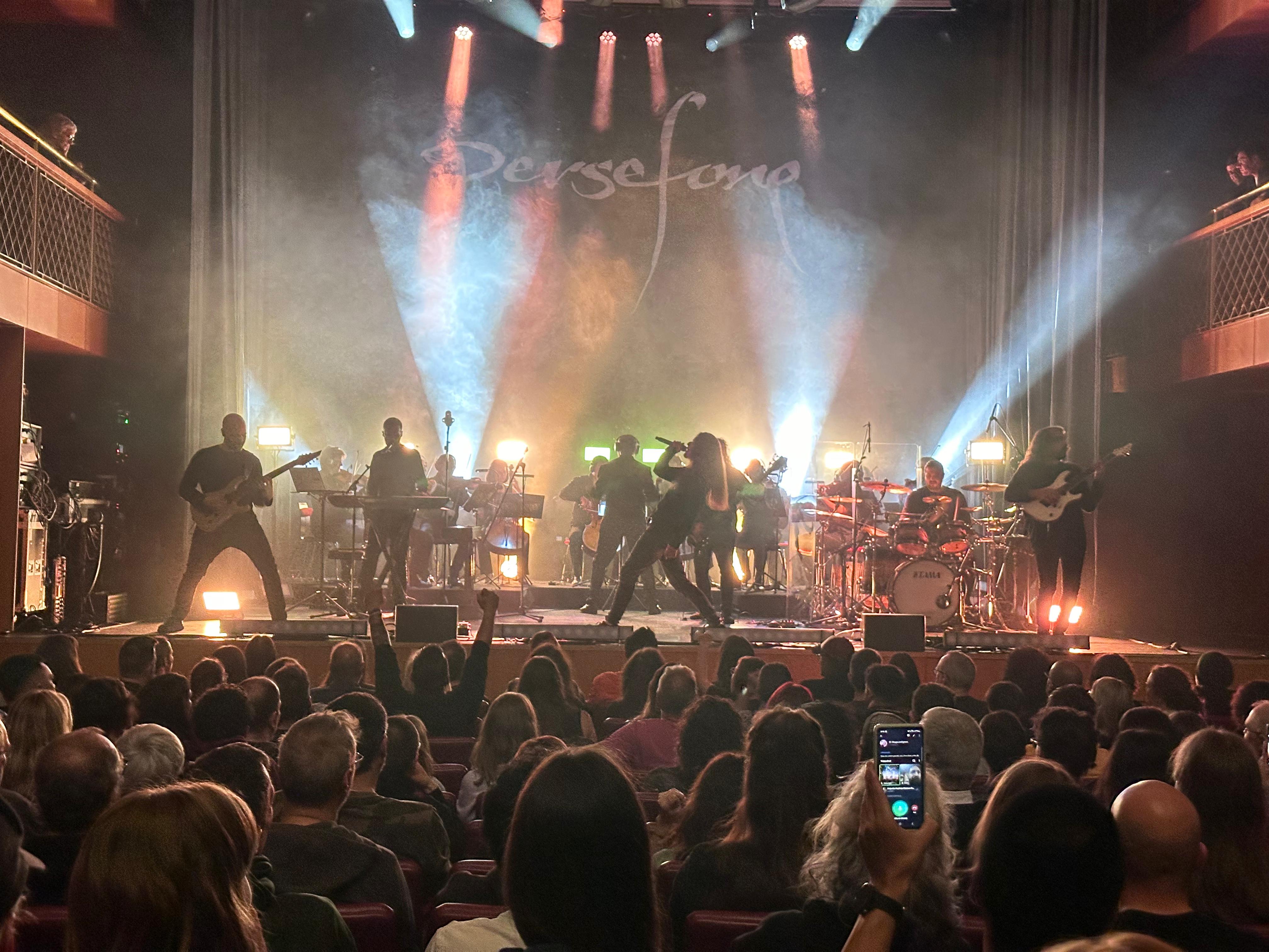 Persefone actuant a l'Auditori Nacional d'Ordino.