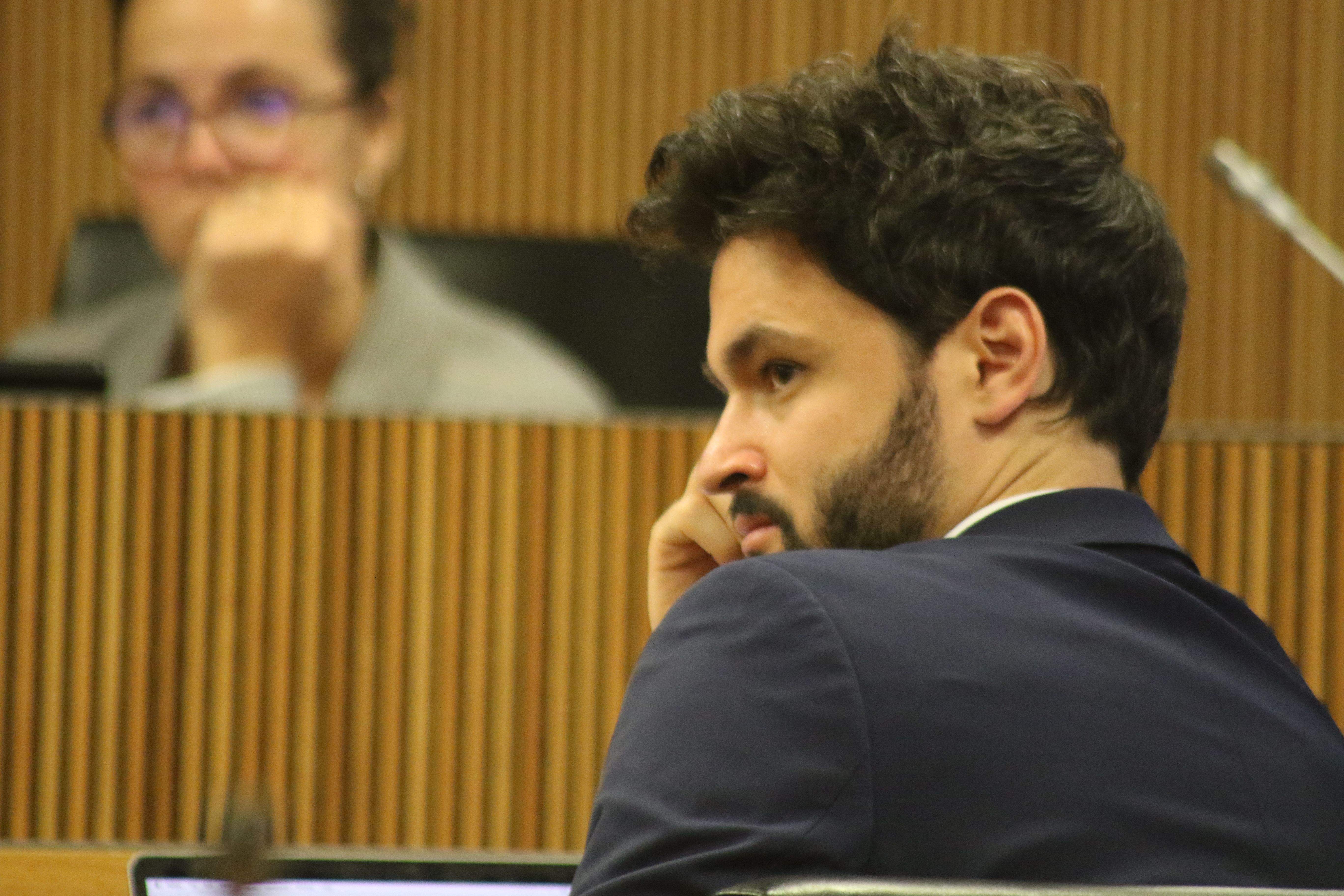 Cerni Escalé aquest migdia en seu parlamentària.