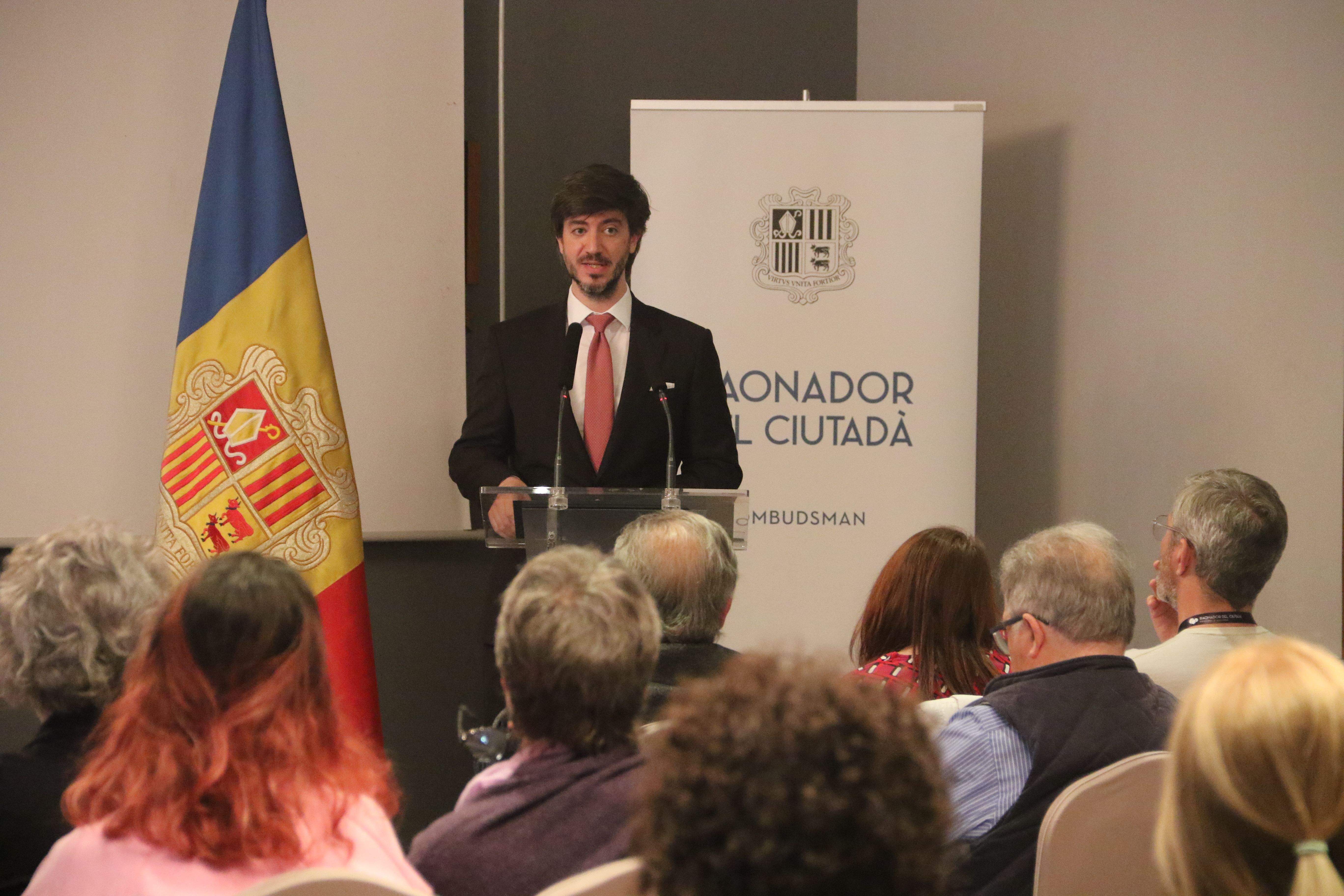 El síndic general, Carles Ensenyat, durant el discurs de clausura. El síndic general, Carles Ensenyat, durant el discurs de clausura.